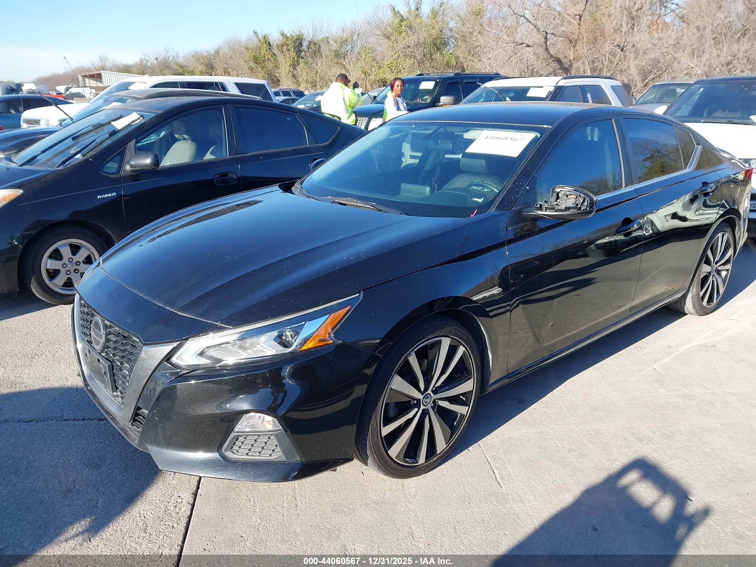 NISSAN ALTIMA image 2