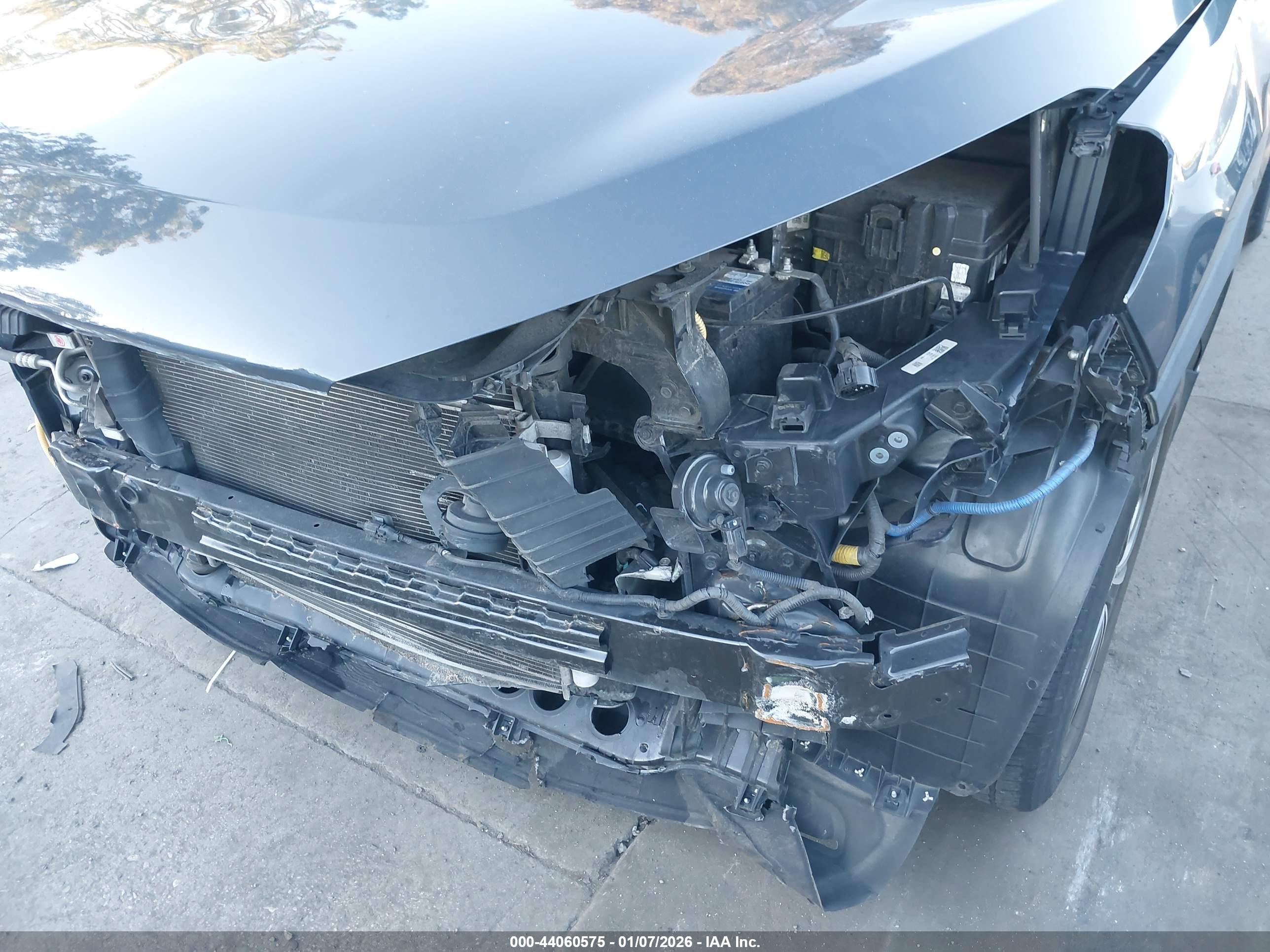 HYUNDAI TUCSON image 6
