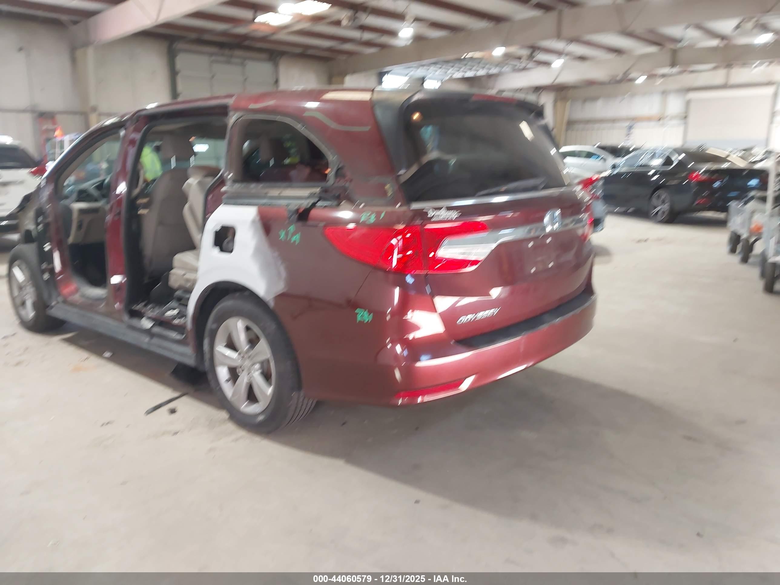 HONDA ODYSSEY image 3