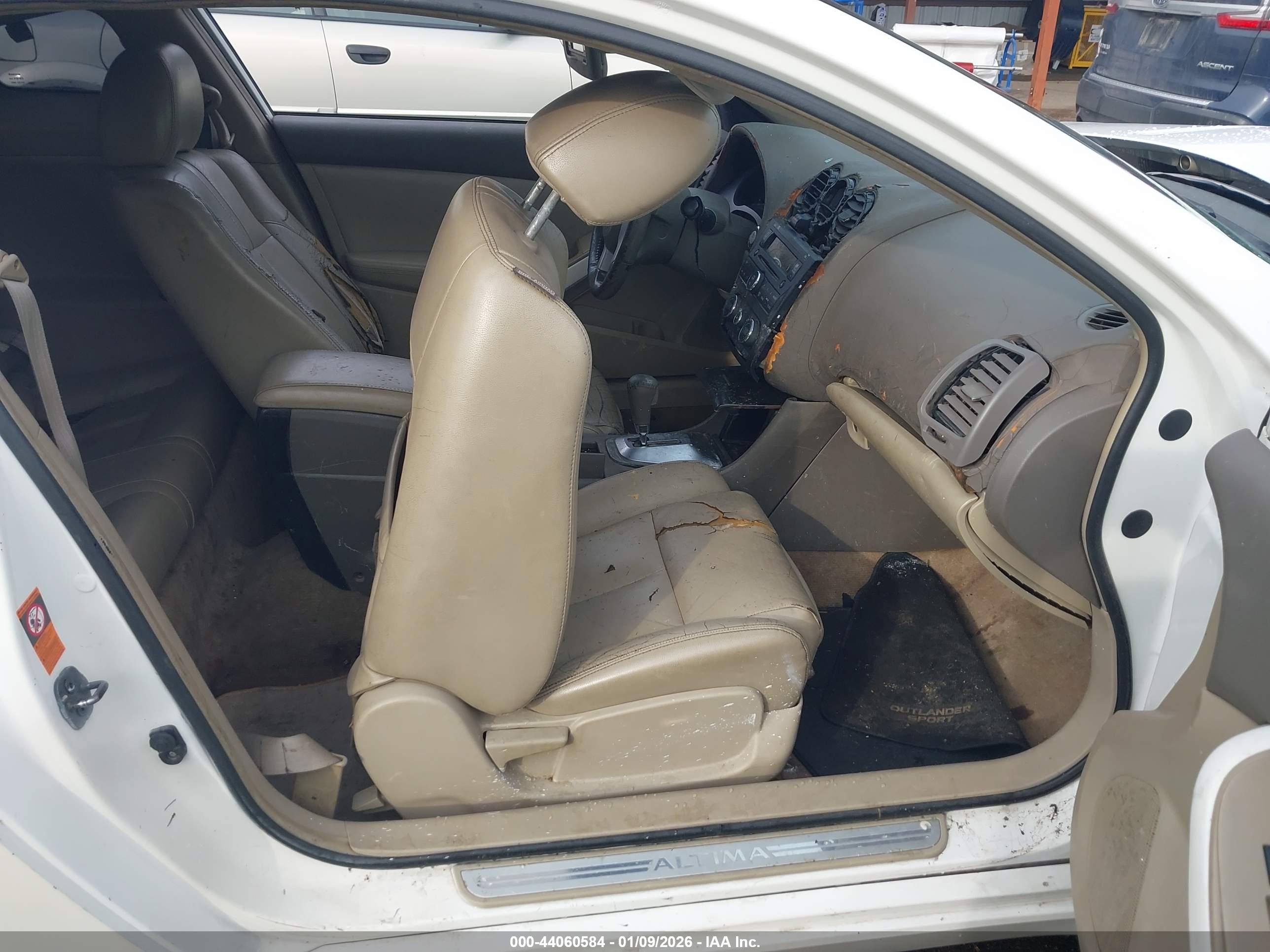 NISSAN ALTIMA image 5