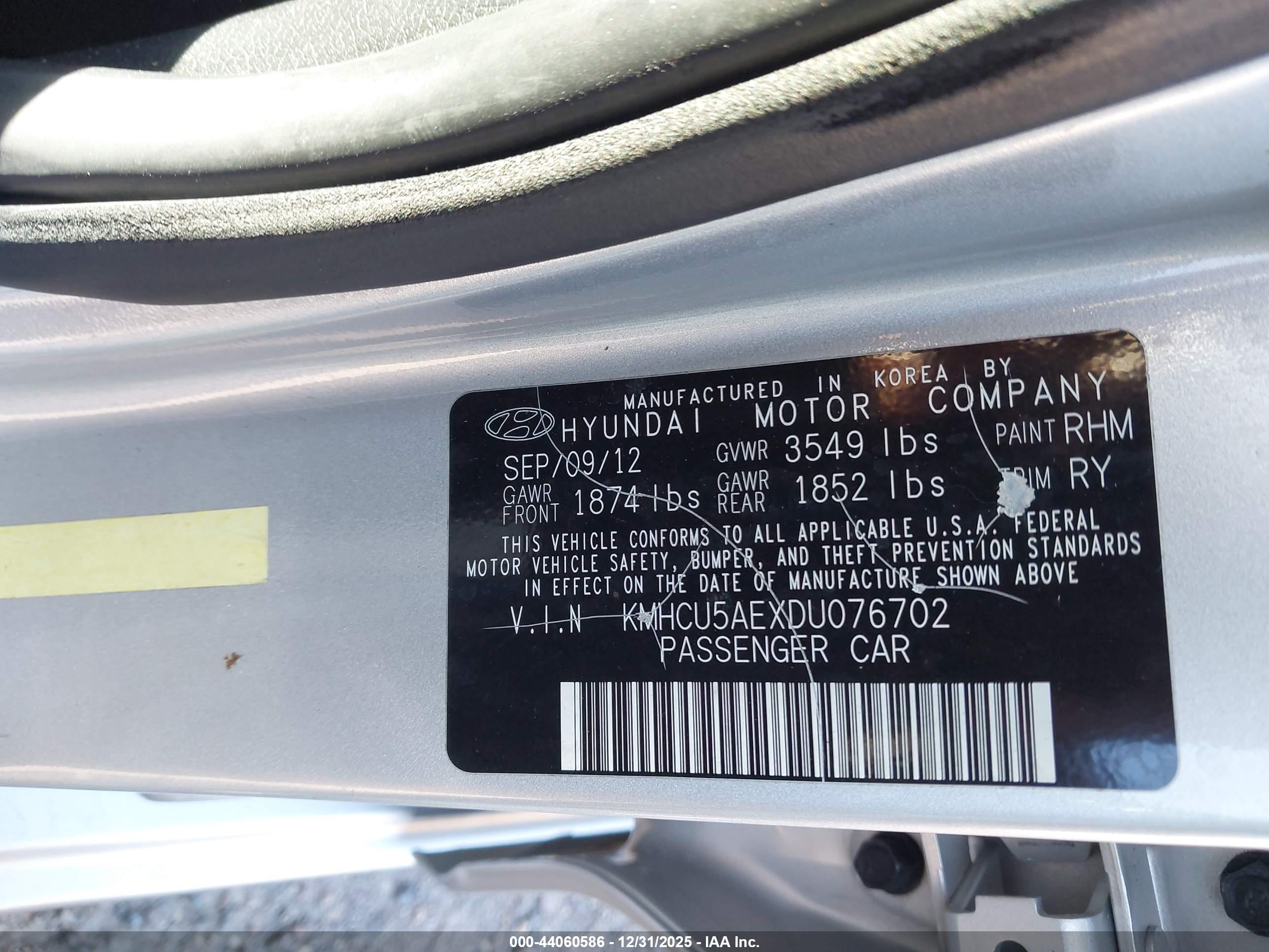 HYUNDAI ACCENT image 9