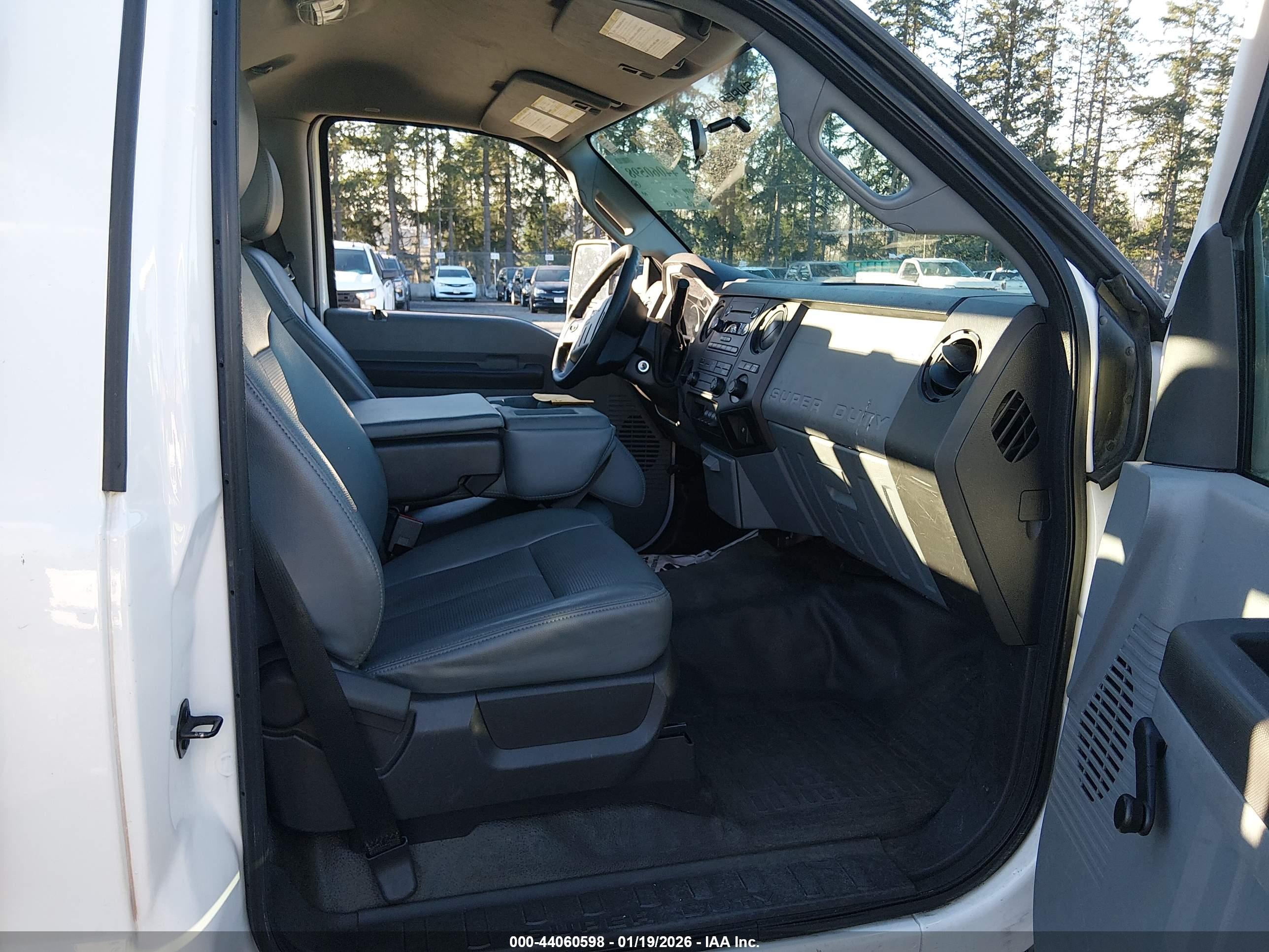 FORD F-350 image 5