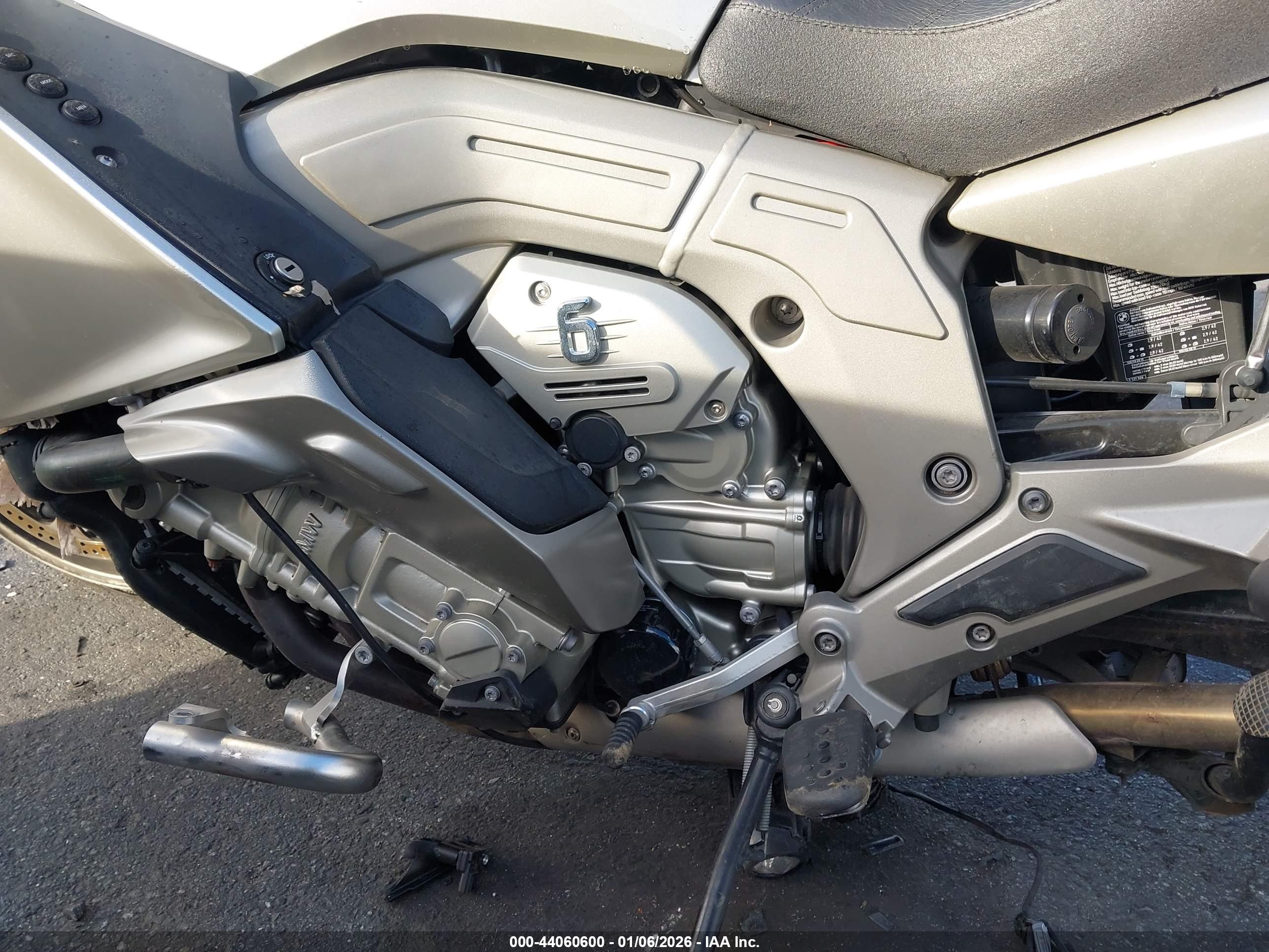 BMW K1600 image 9