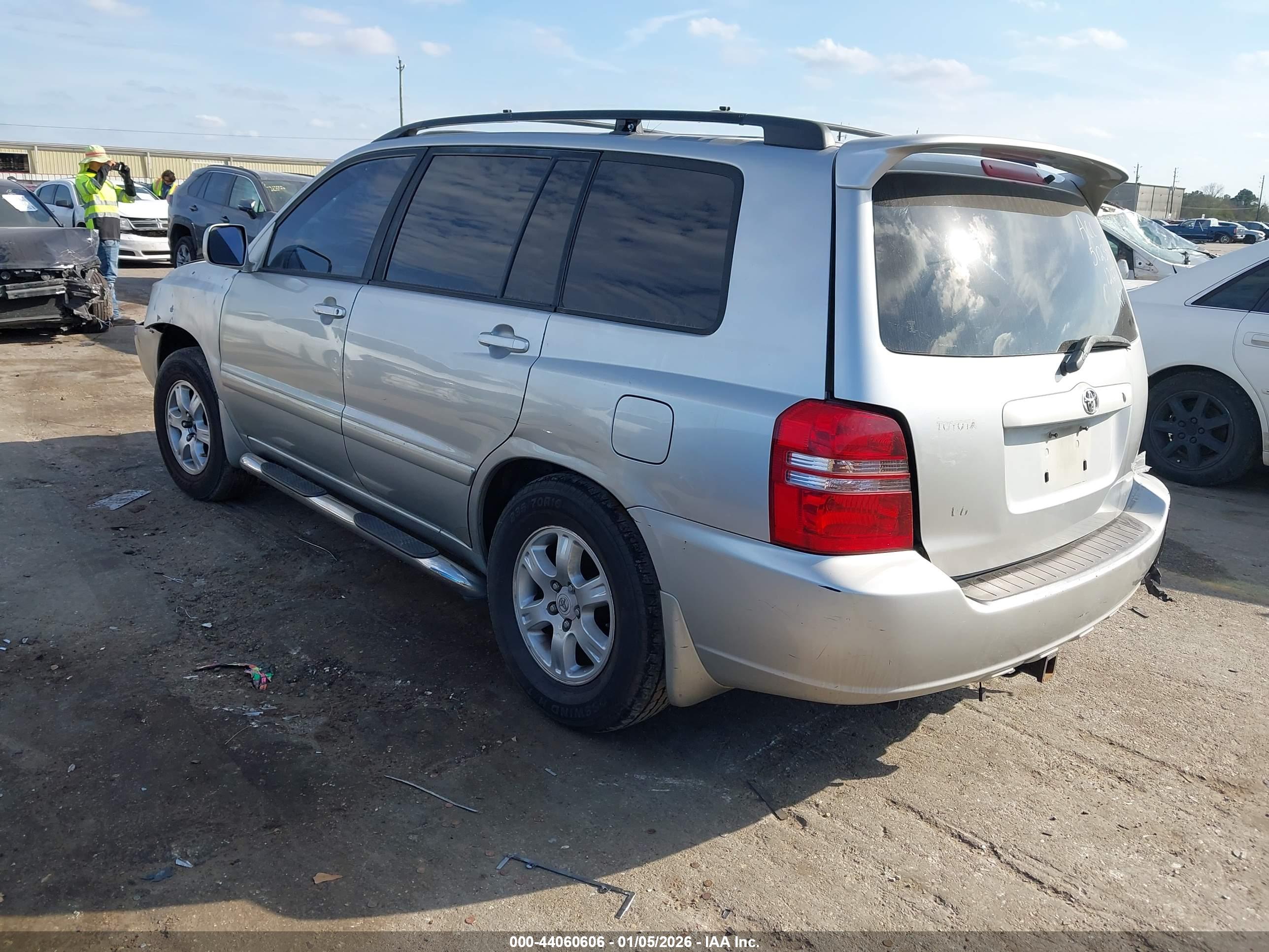 TOYOTA HIGHLANDER image 3