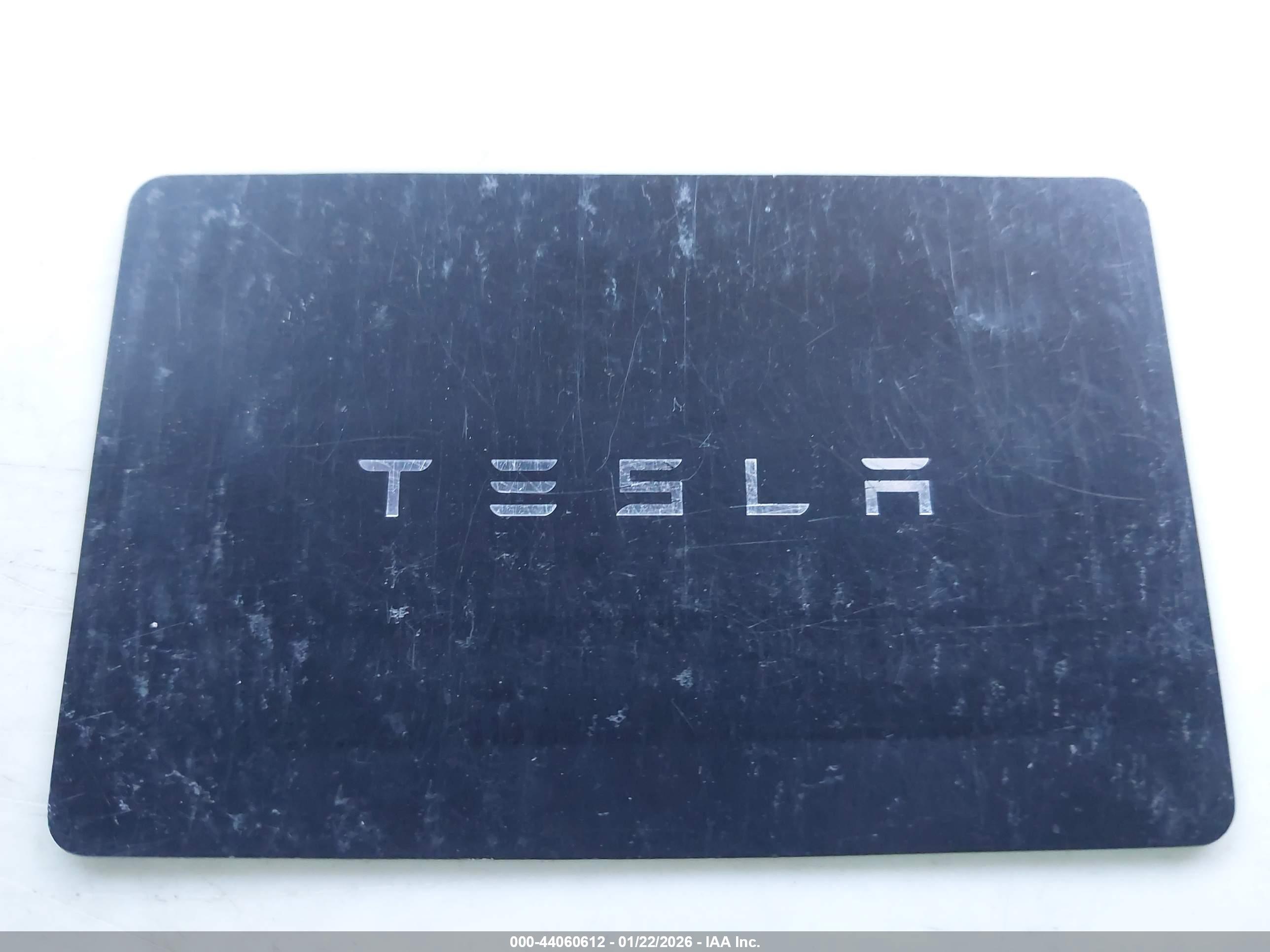 TESLA MODEL image 11