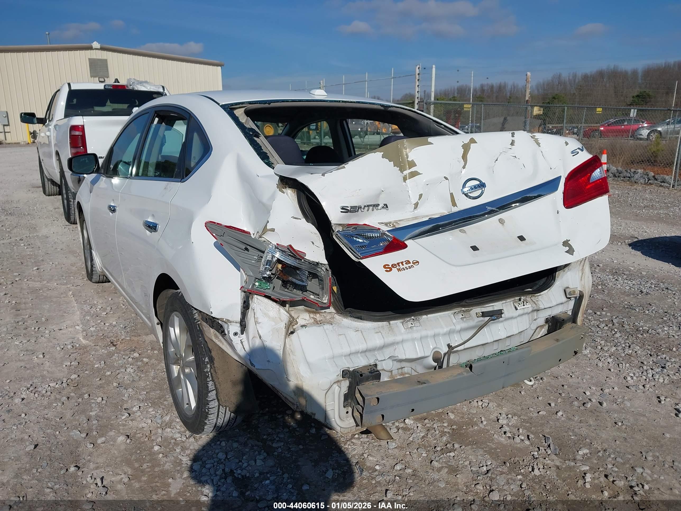 NISSAN SENTRA image 6