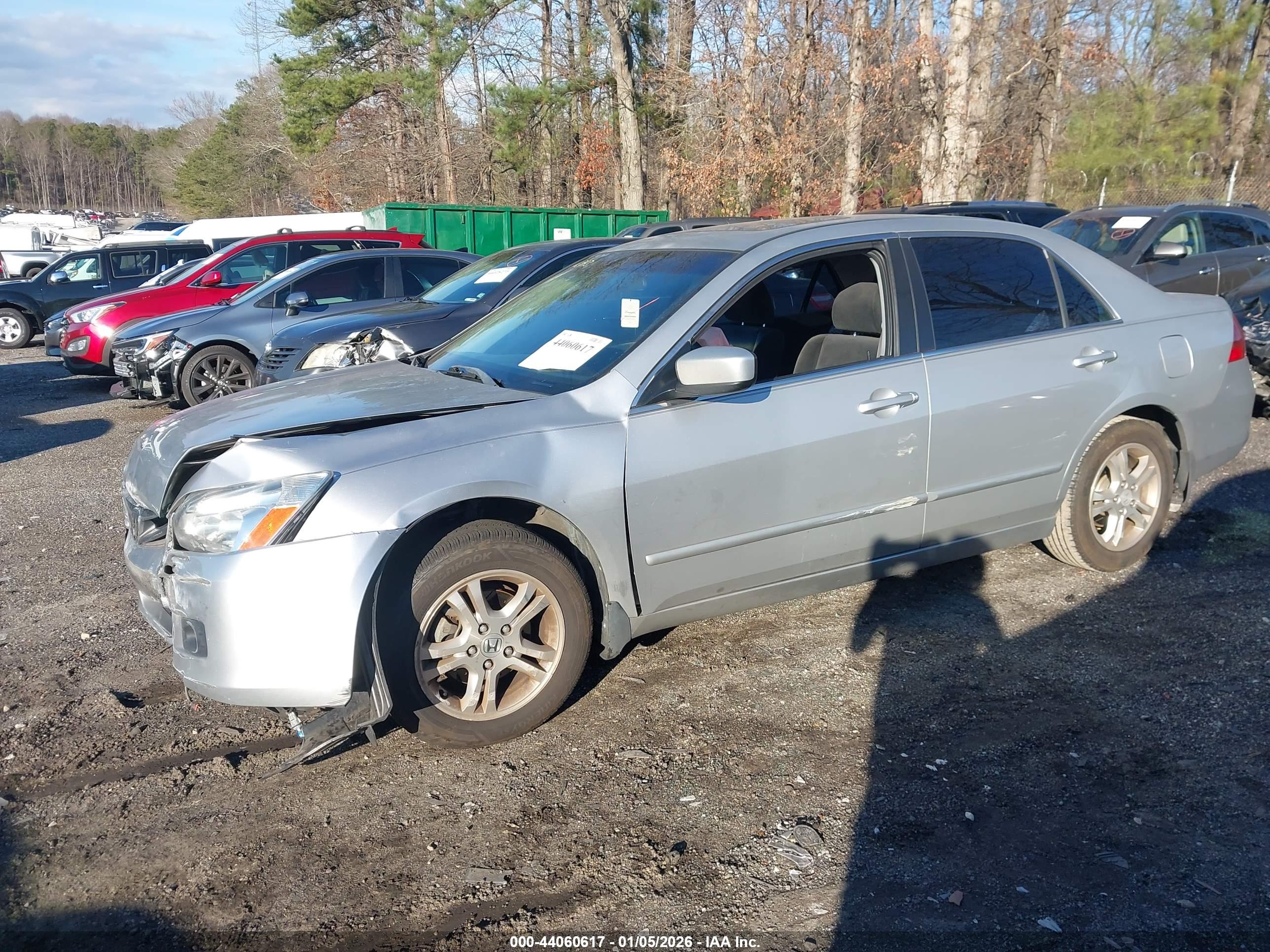 HONDA ACCORD image 2