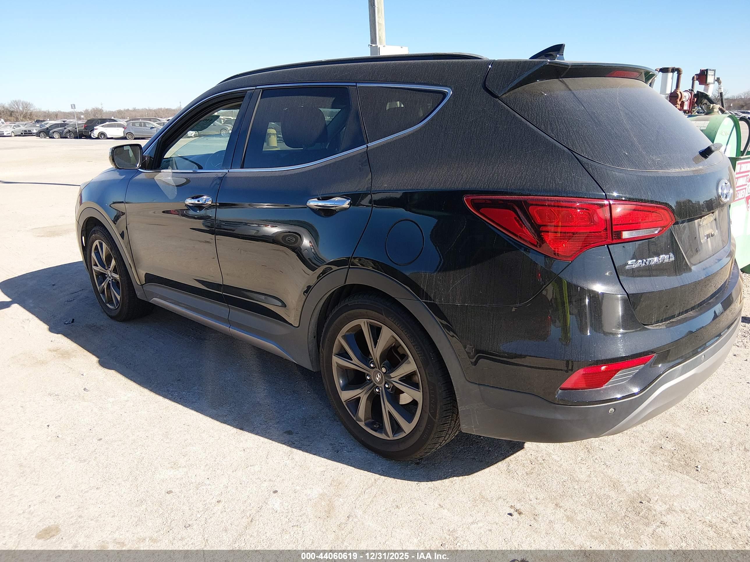 HYUNDAI SANTA image 3