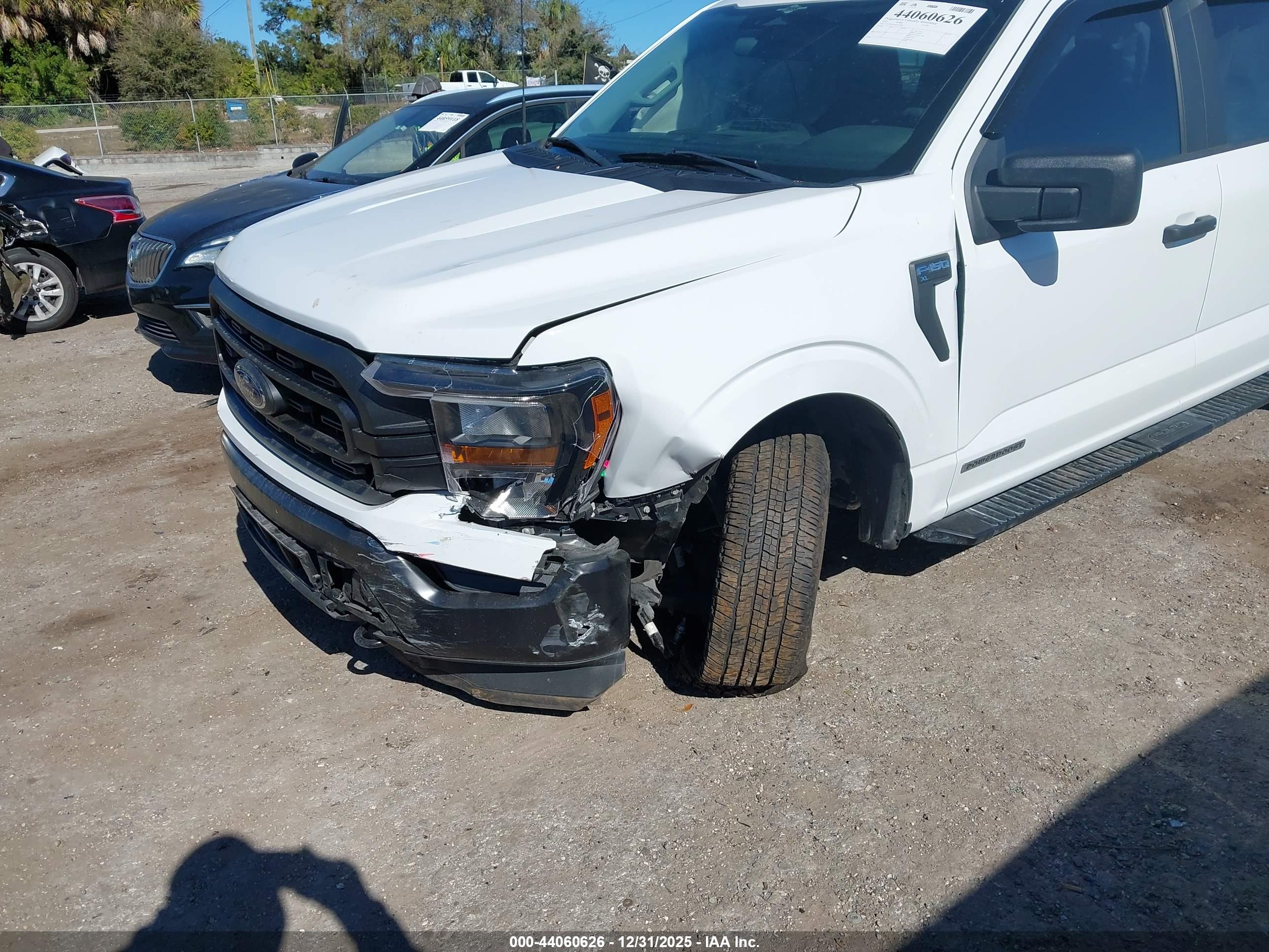 FORD F-150 image 6