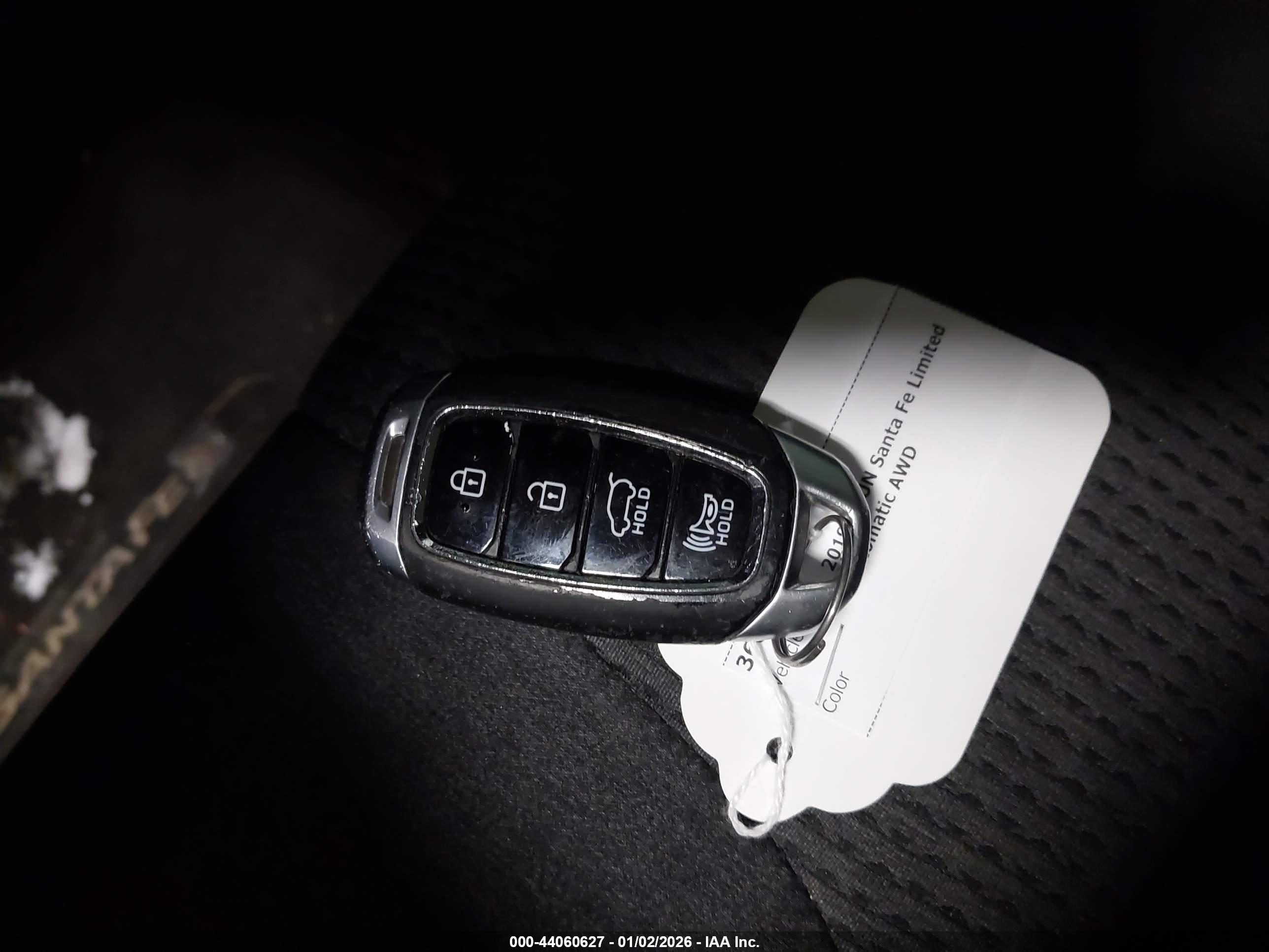 HYUNDAI SANTA image 11
