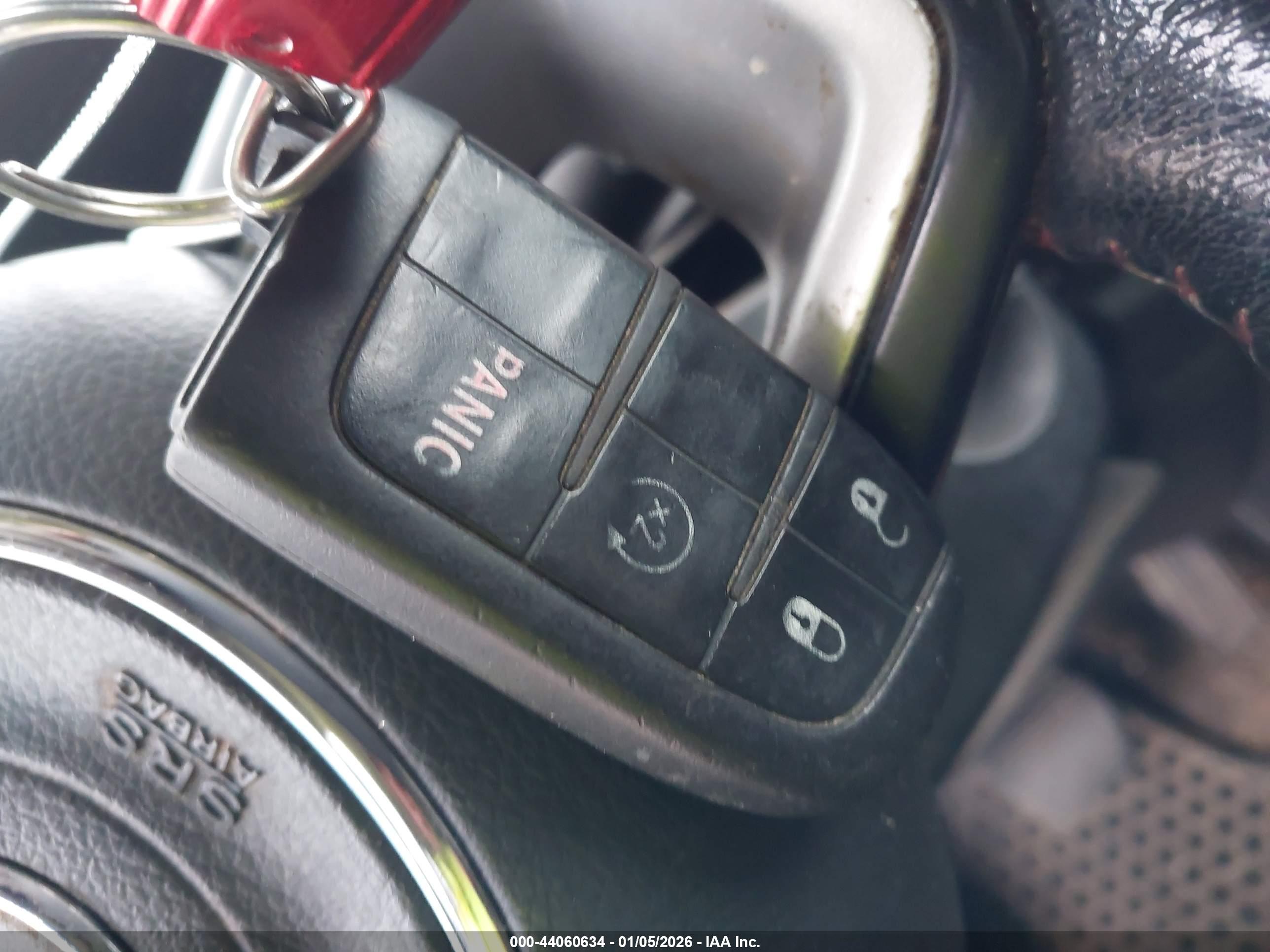 JEEP RENEGADE image 11