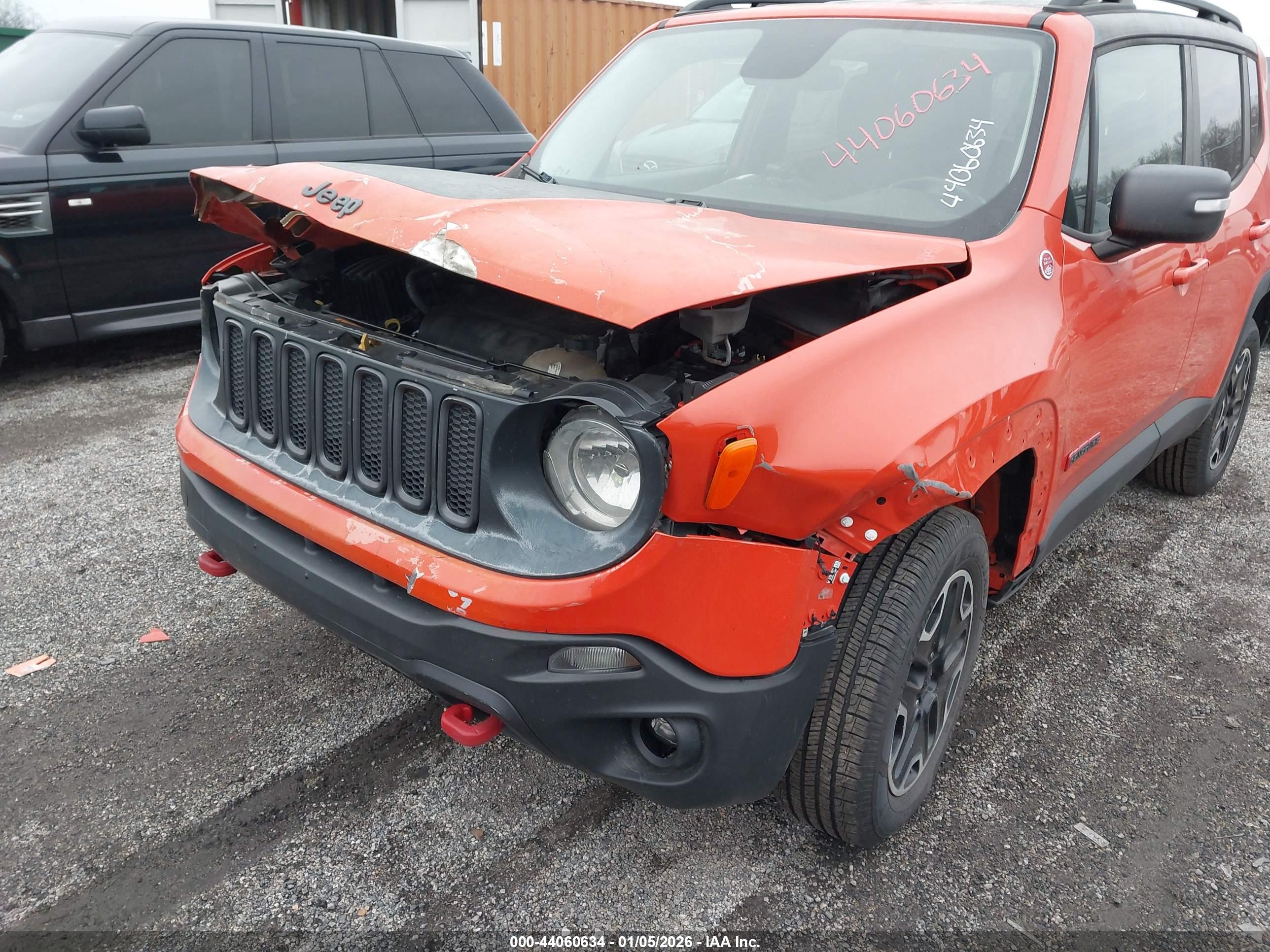 JEEP RENEGADE image 6