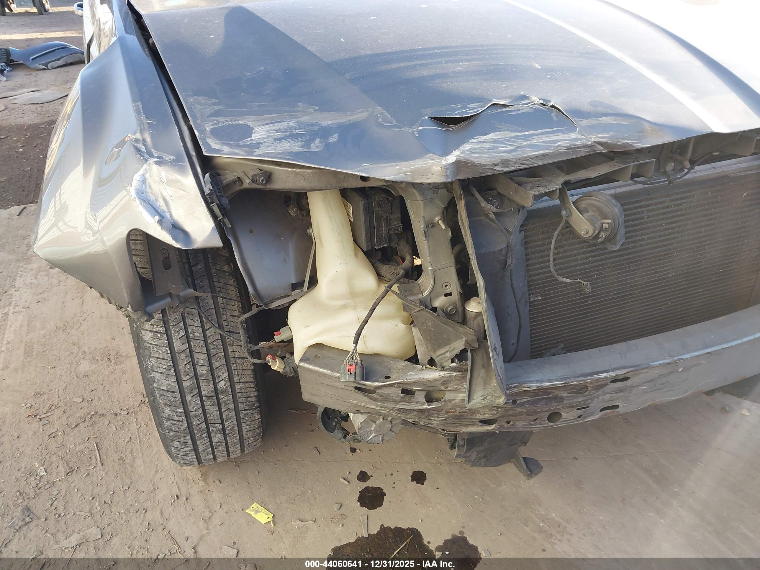 CHRYSLER 300 image 6