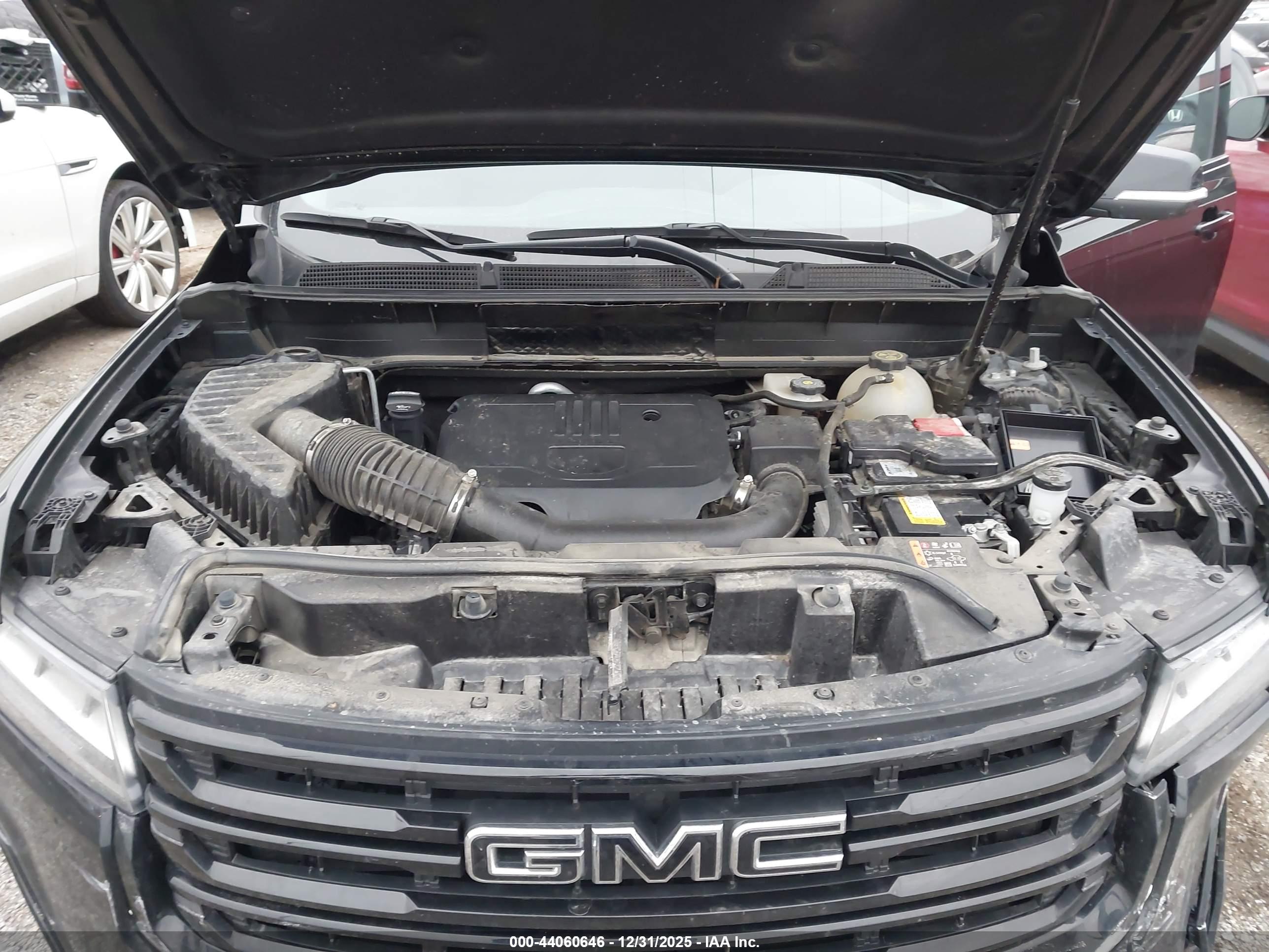 GMC ACADIA image 10