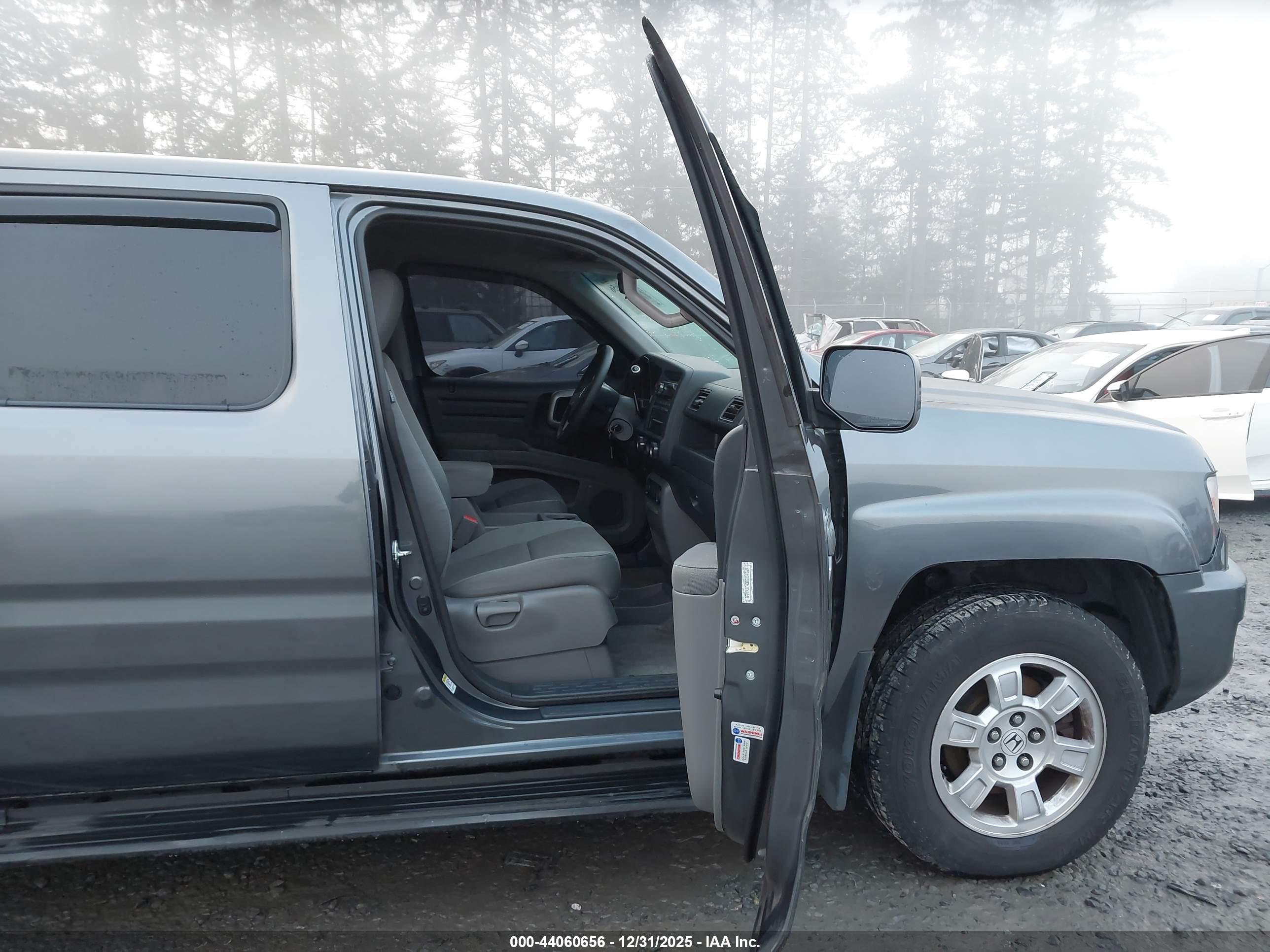 HONDA RIDGELINE image 5