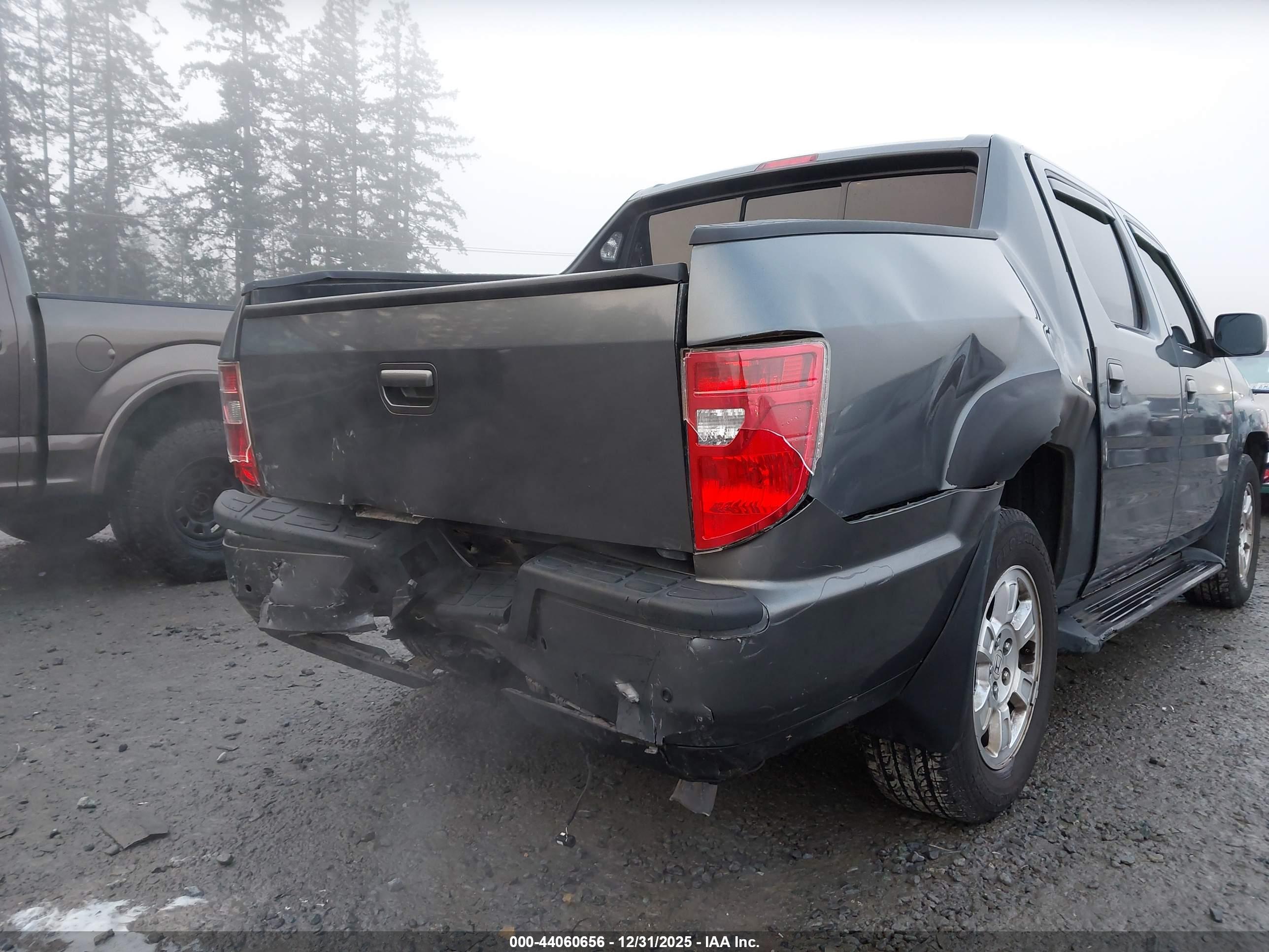 HONDA RIDGELINE image 6