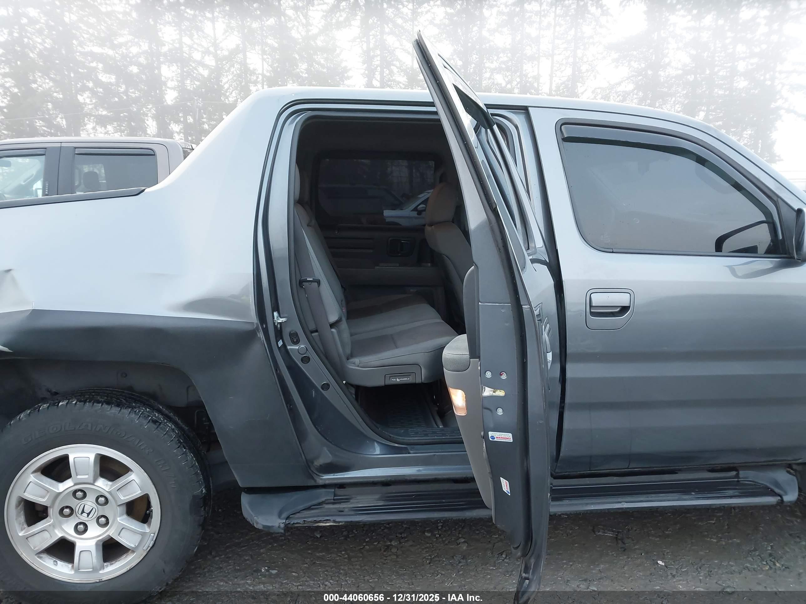 HONDA RIDGELINE image 8