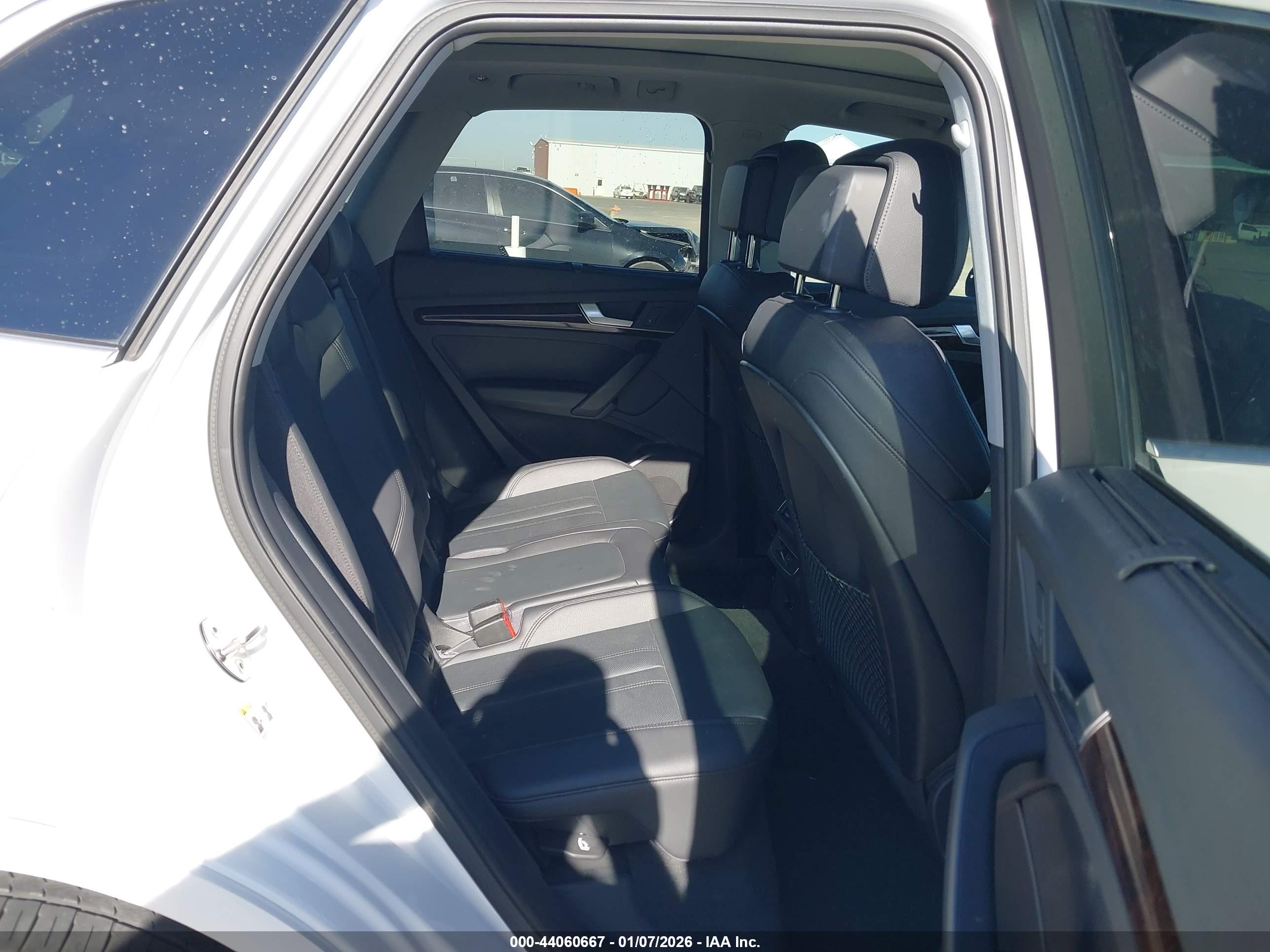 AUDI Q5 image 8