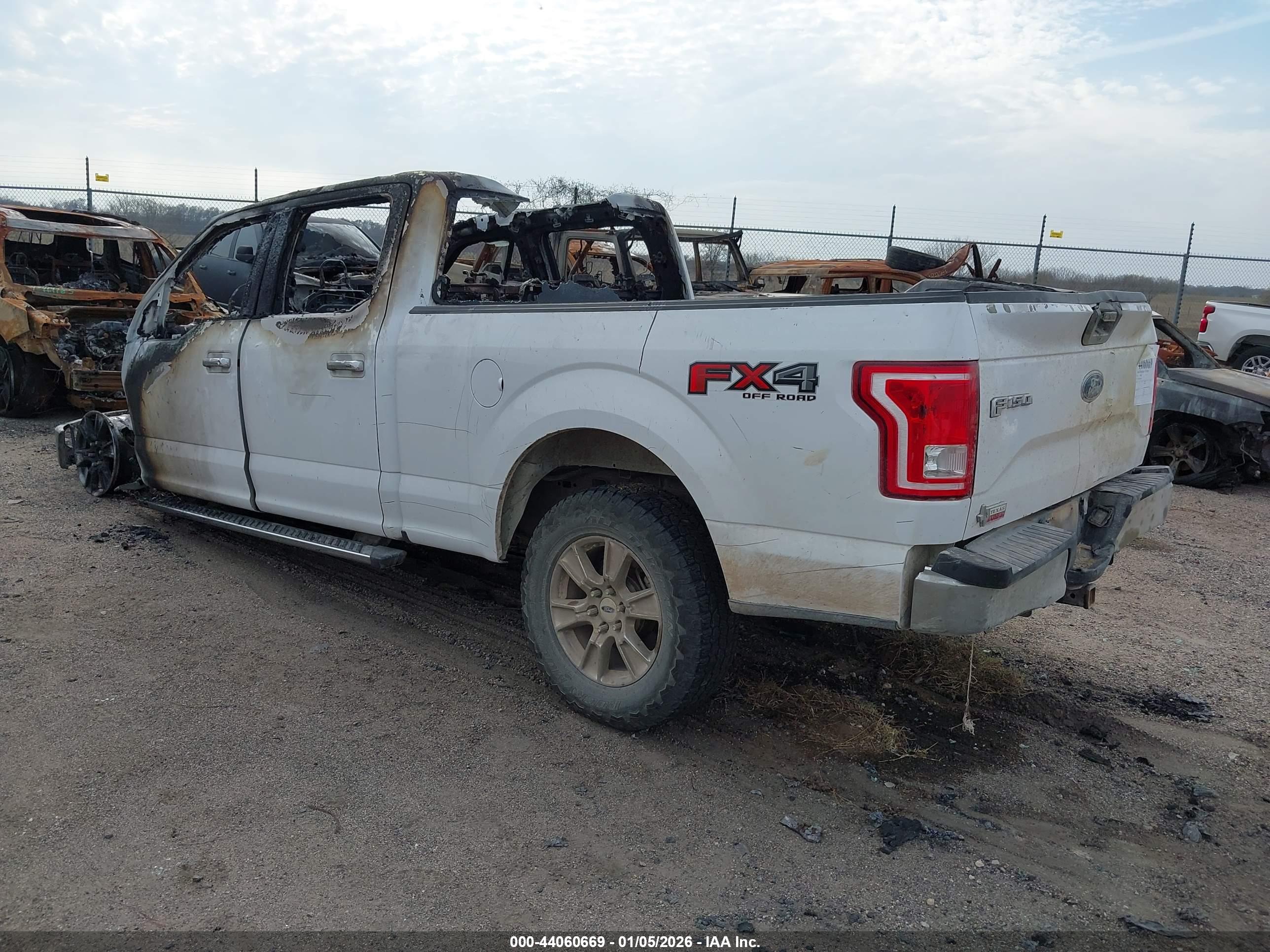 FORD F-150 image 3