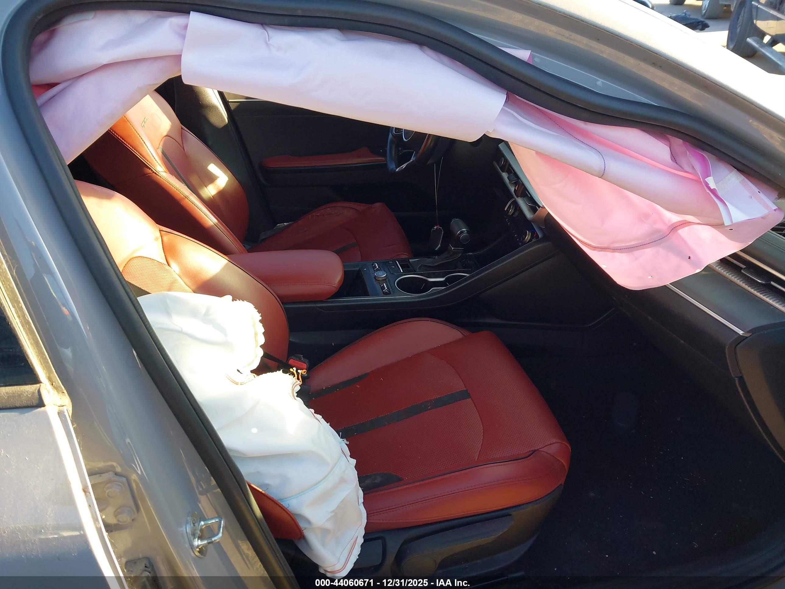 KIA K5 image 5
