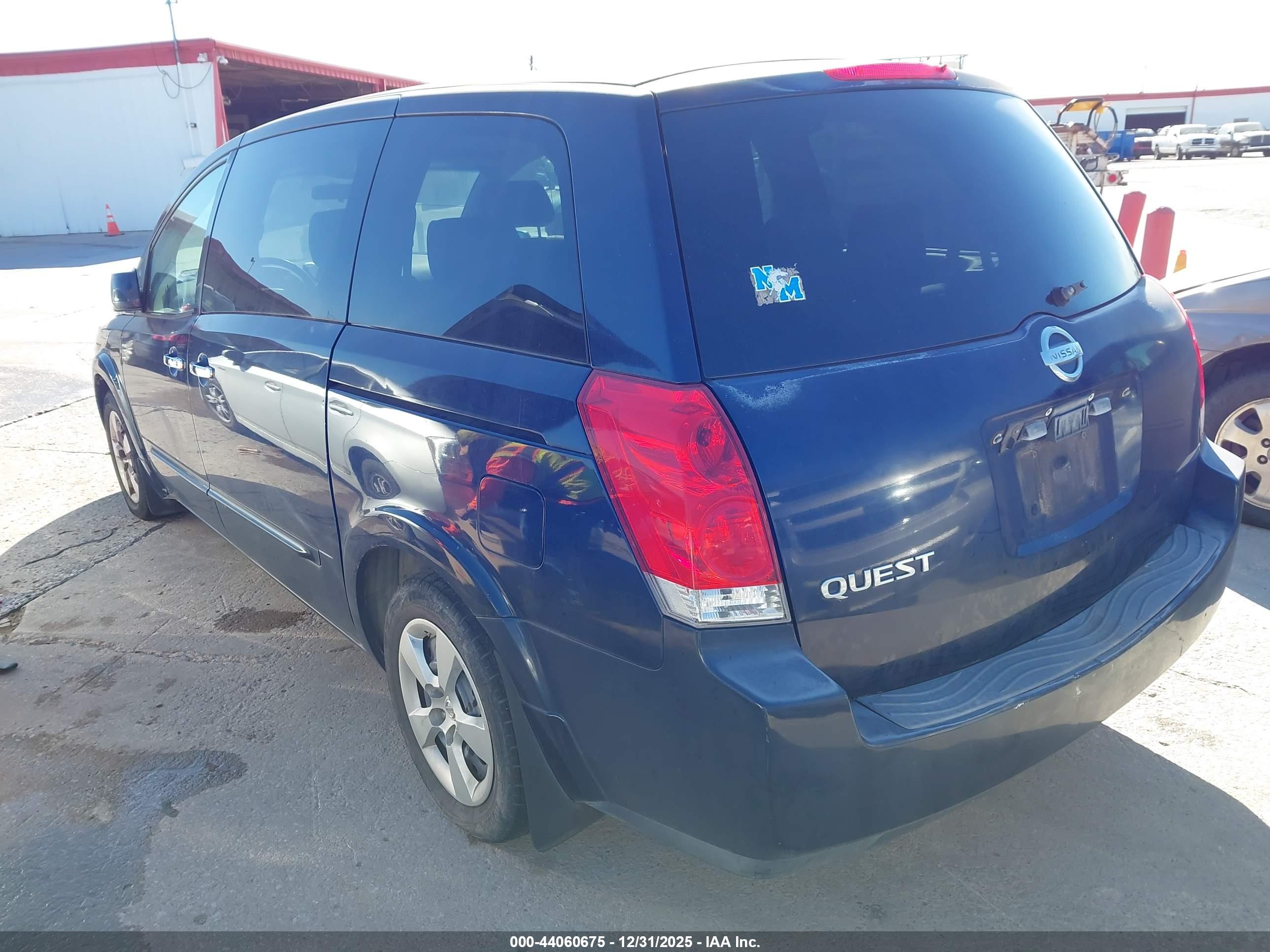 NISSAN QUEST image 3