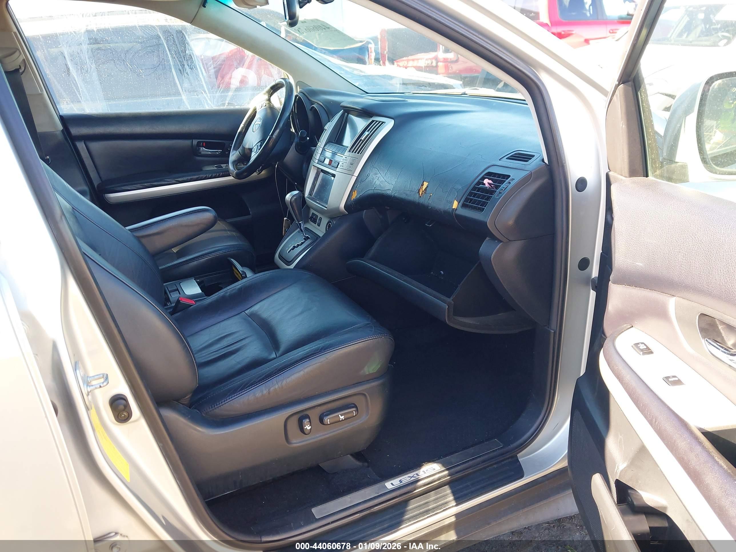 LEXUS RX image 5