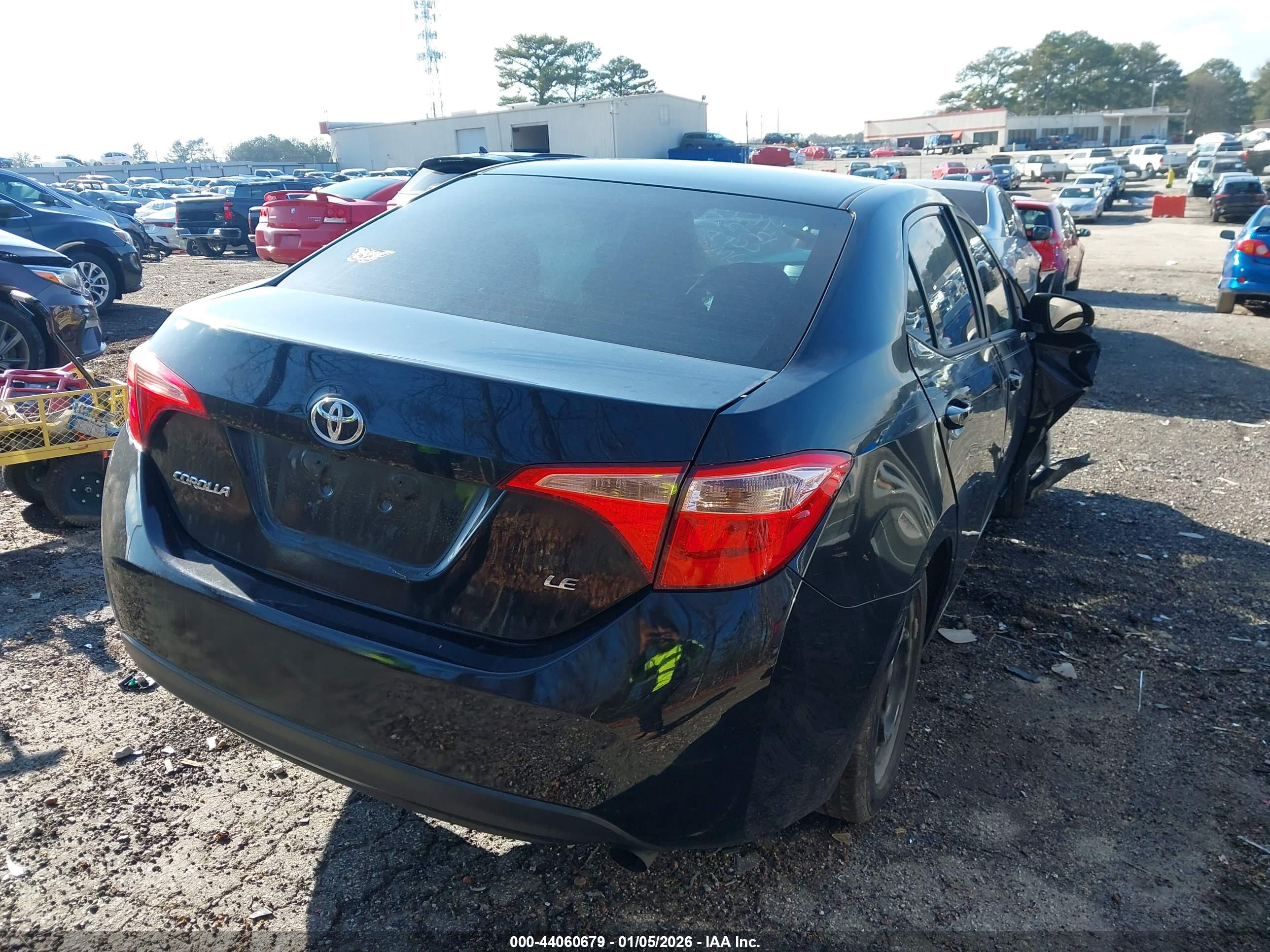 TOYOTA COROLLA image 4