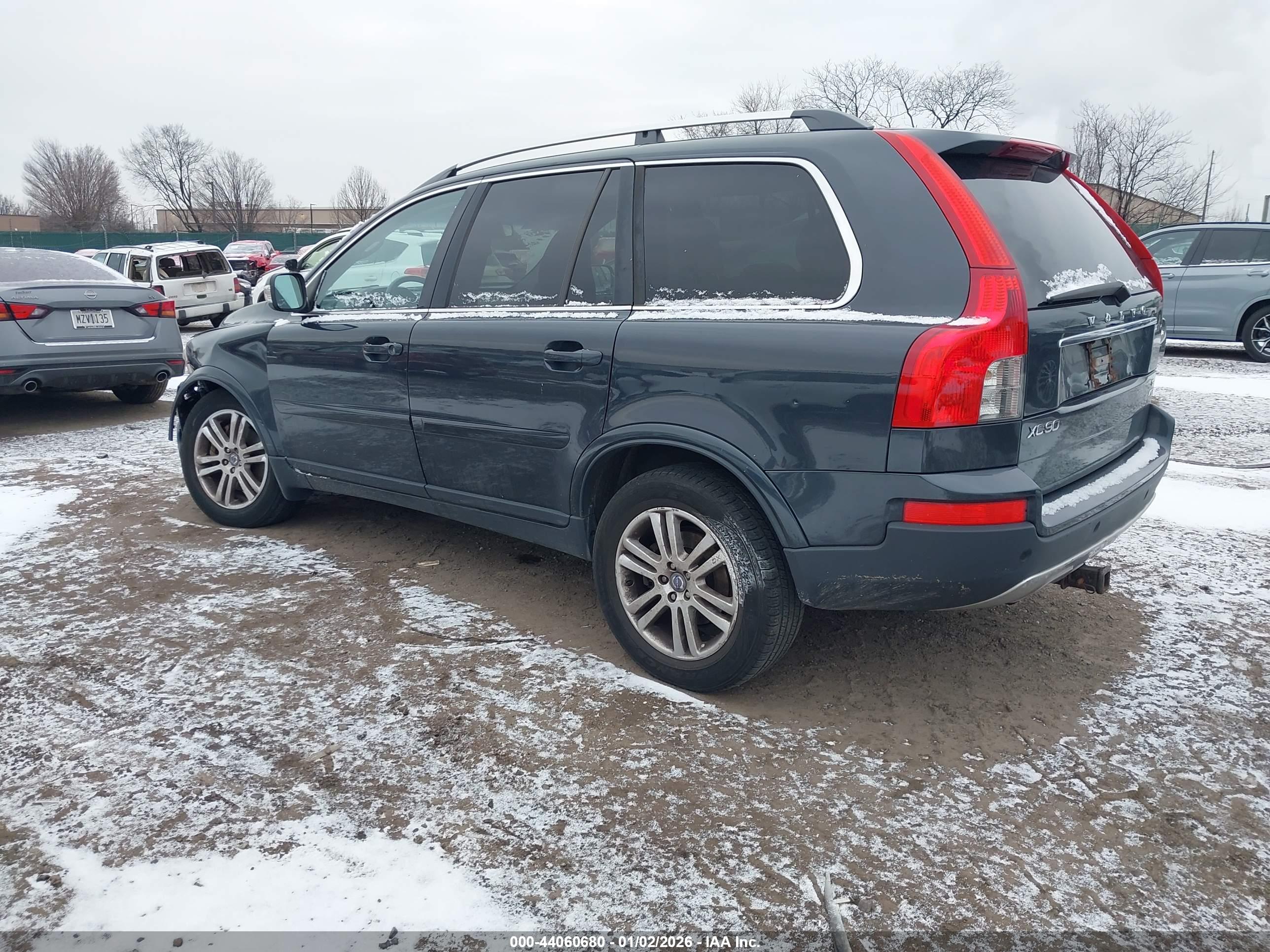 VOLVO XC90 image 3