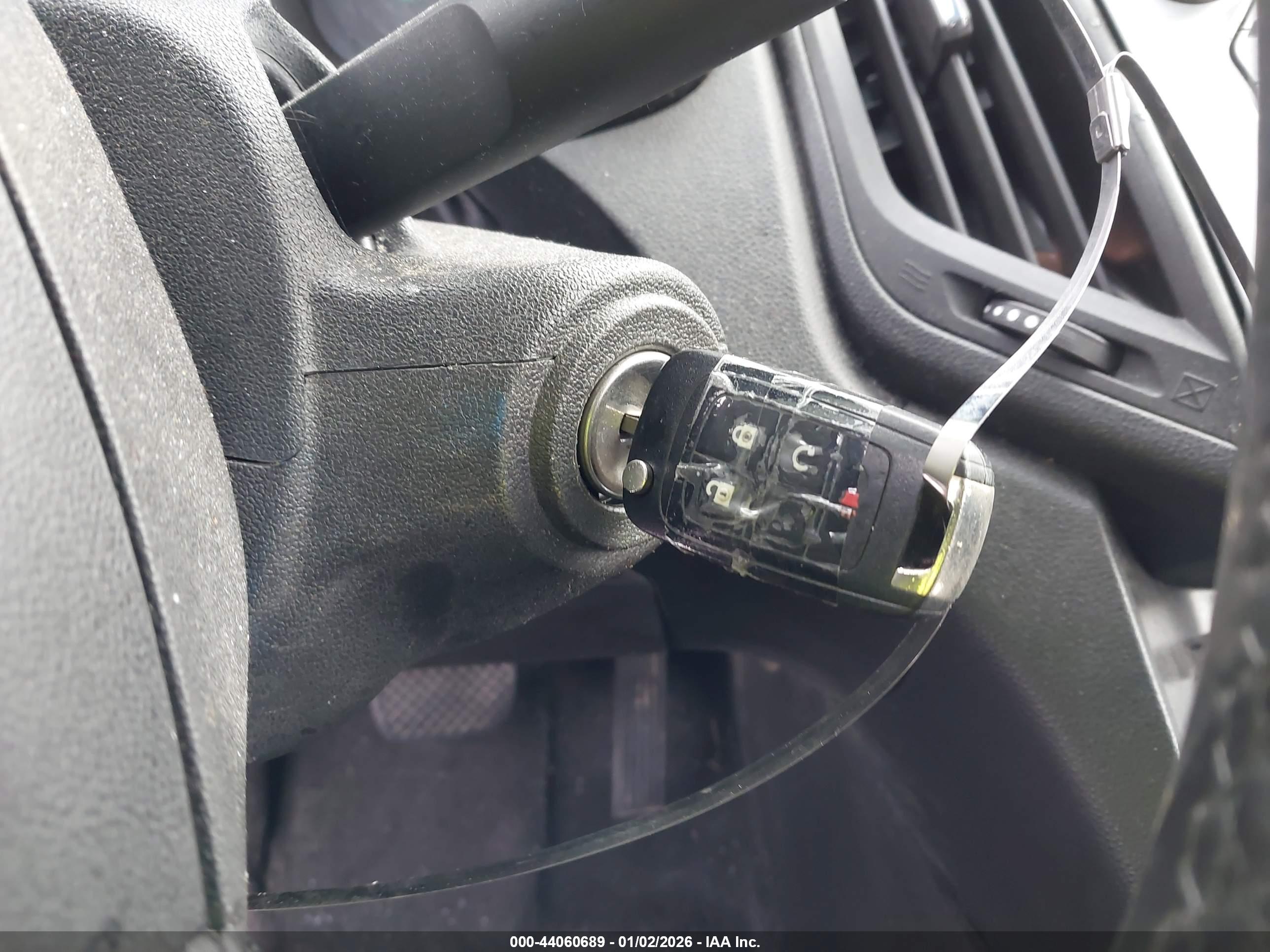 CHEVROLET EQUINOX image 11