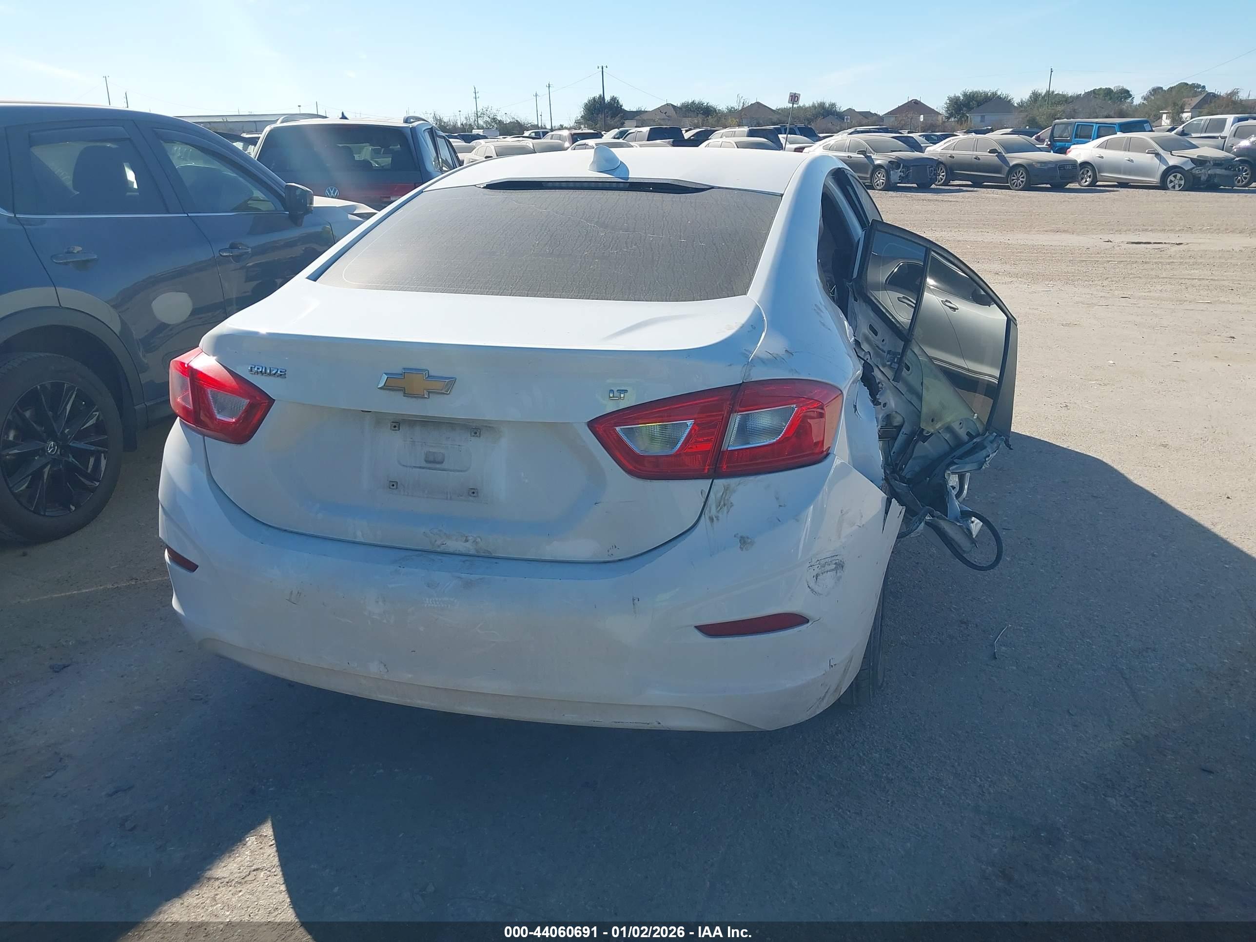 CHEVROLET CRUZE image 6