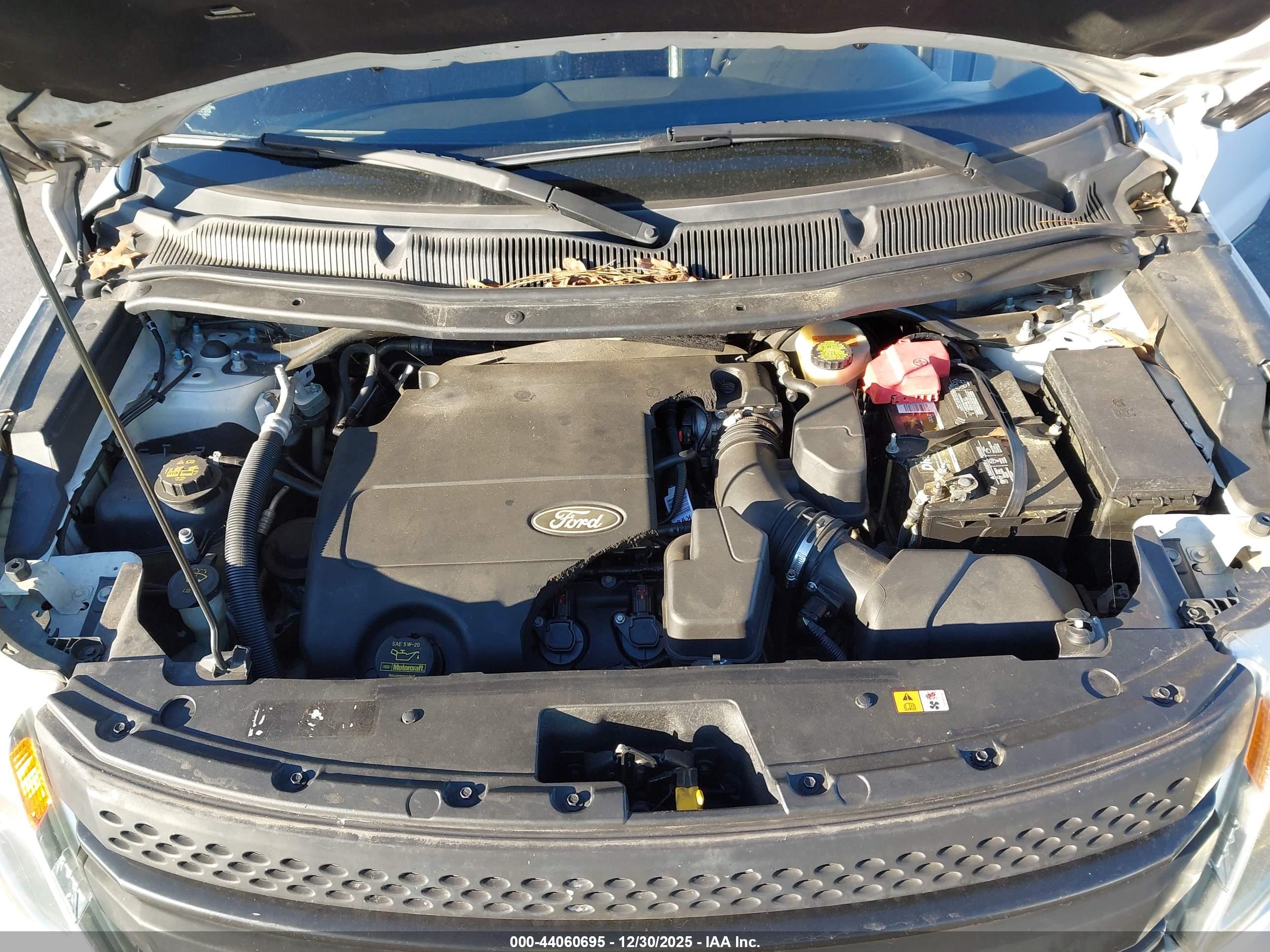 FORD EXPLORER image 10