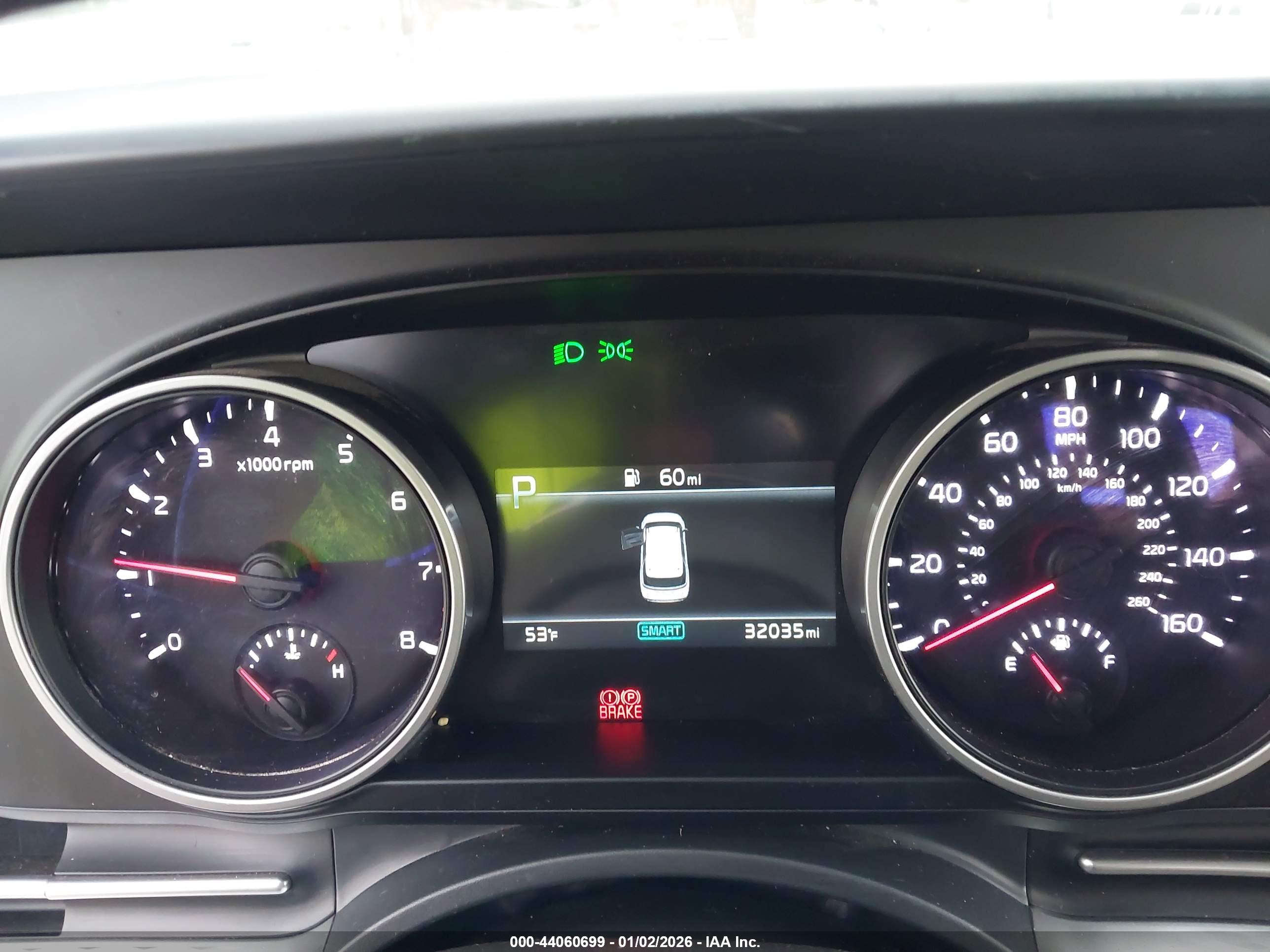 KIA CARNIVAL image 7