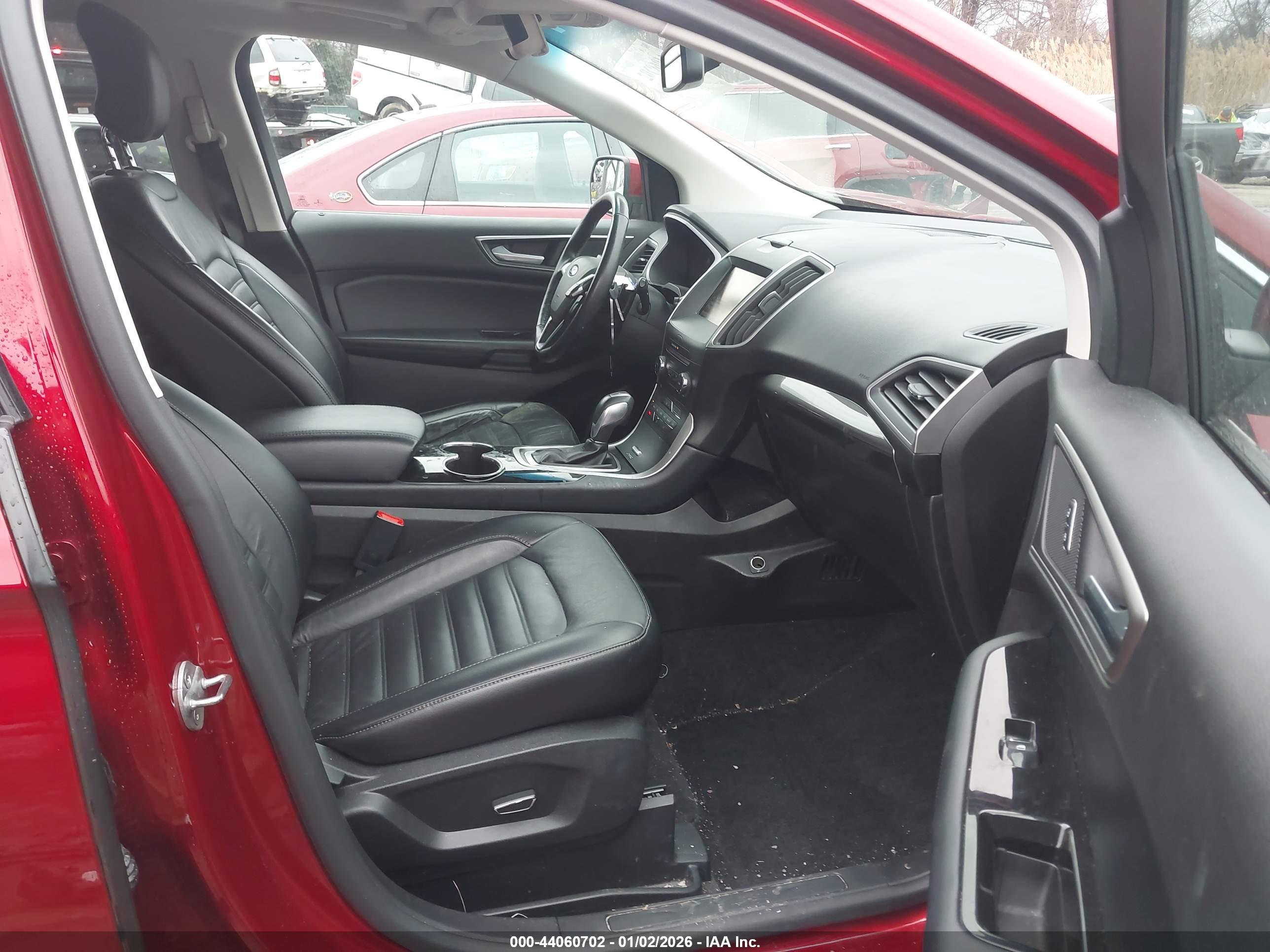 FORD EDGE image 5