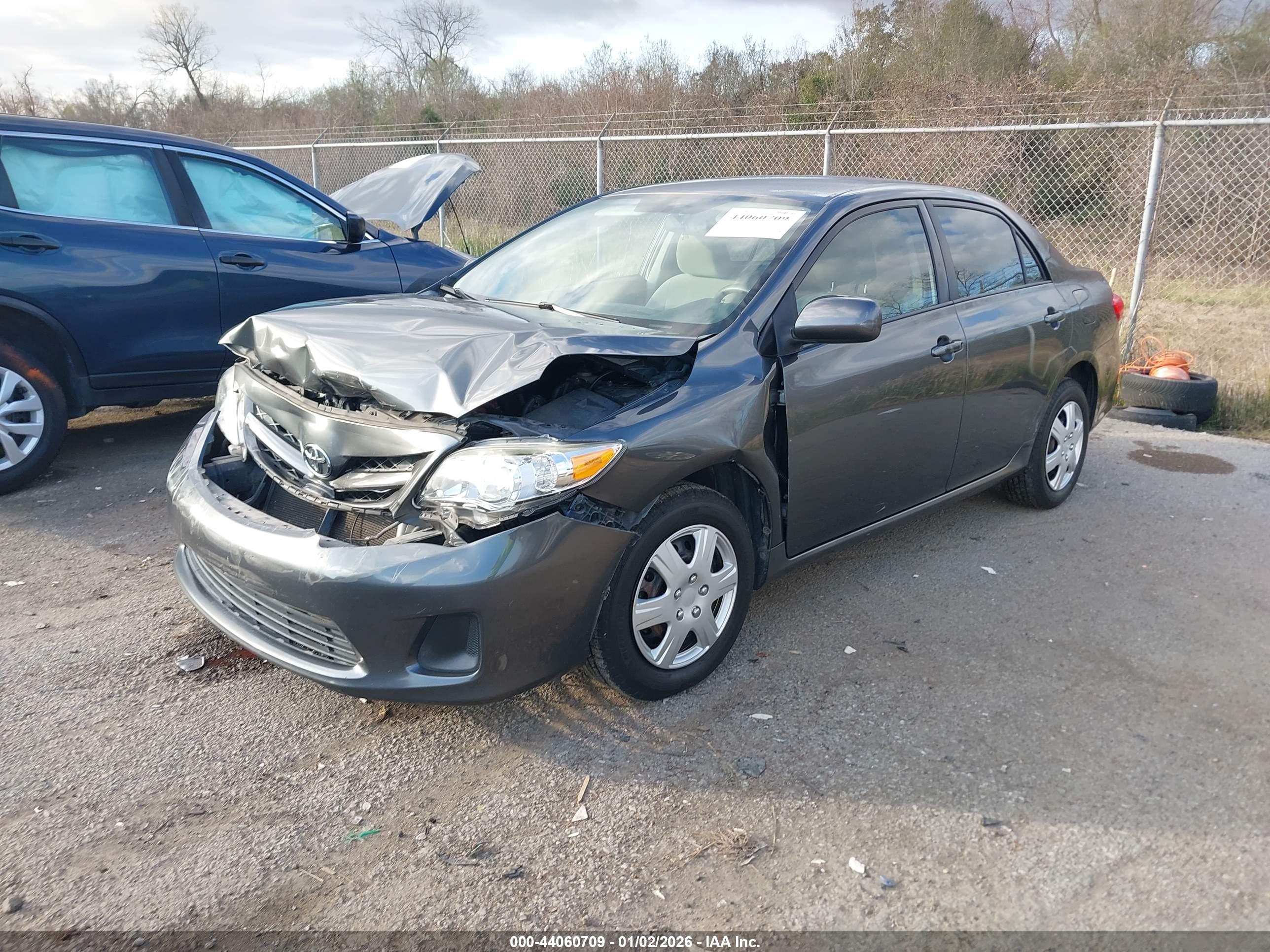 TOYOTA COROLLA image 2