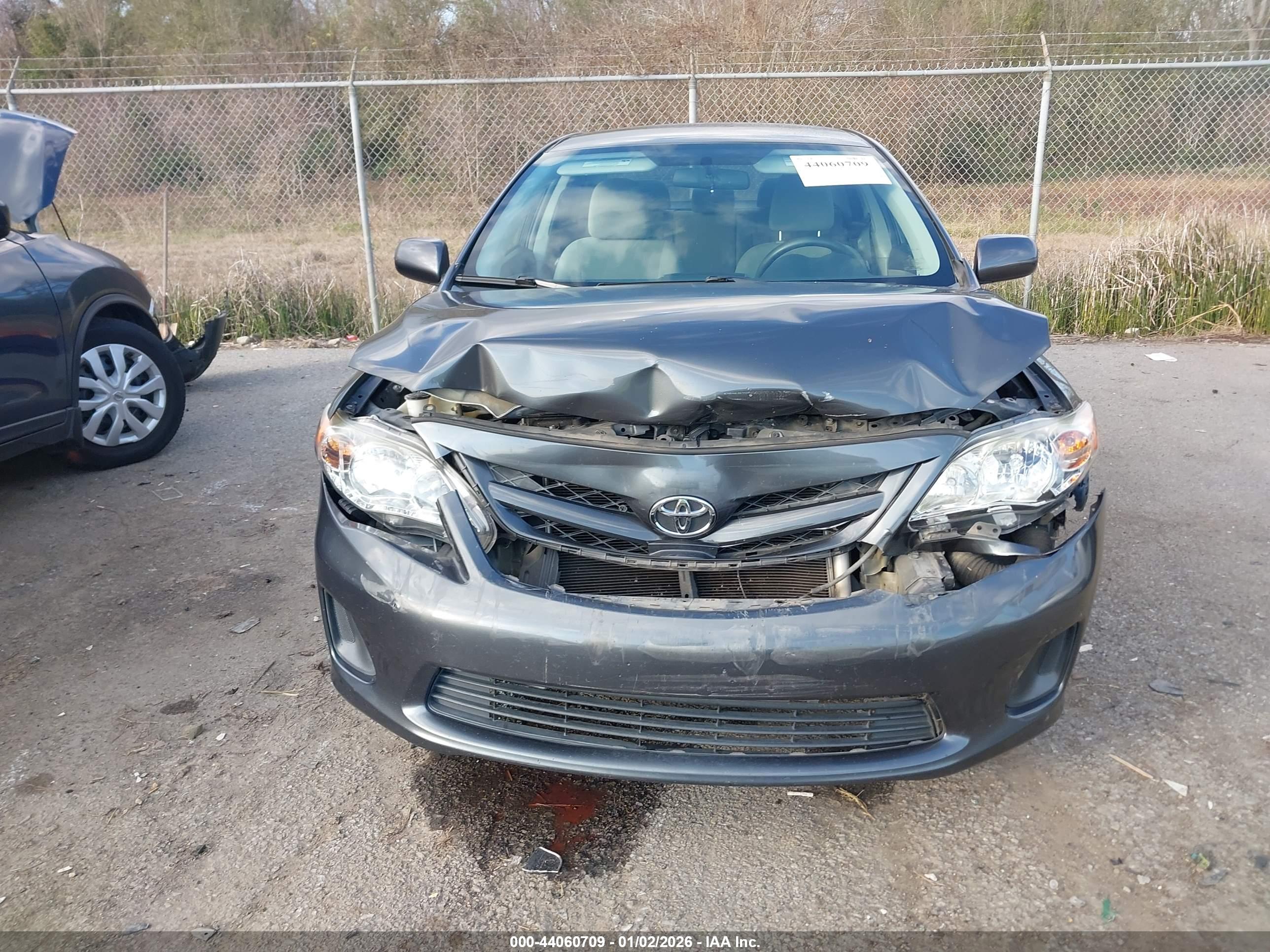 TOYOTA COROLLA image 6