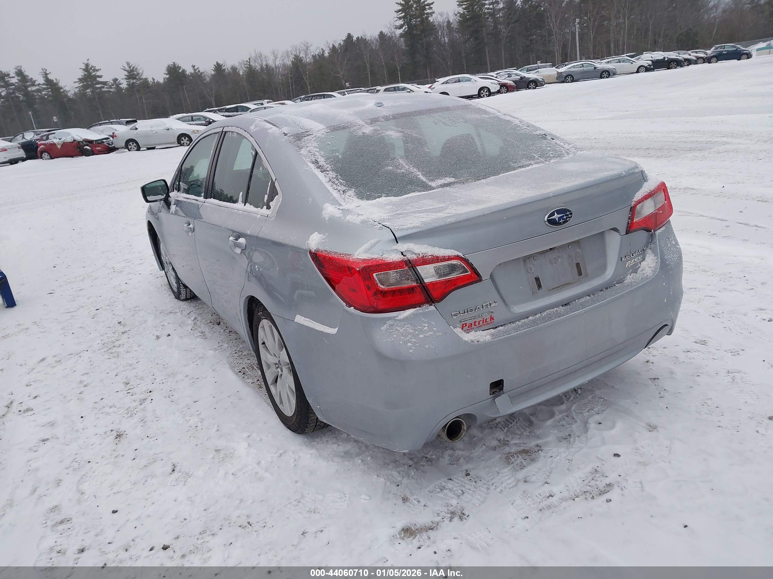 SUBARU LEGACY image 3
