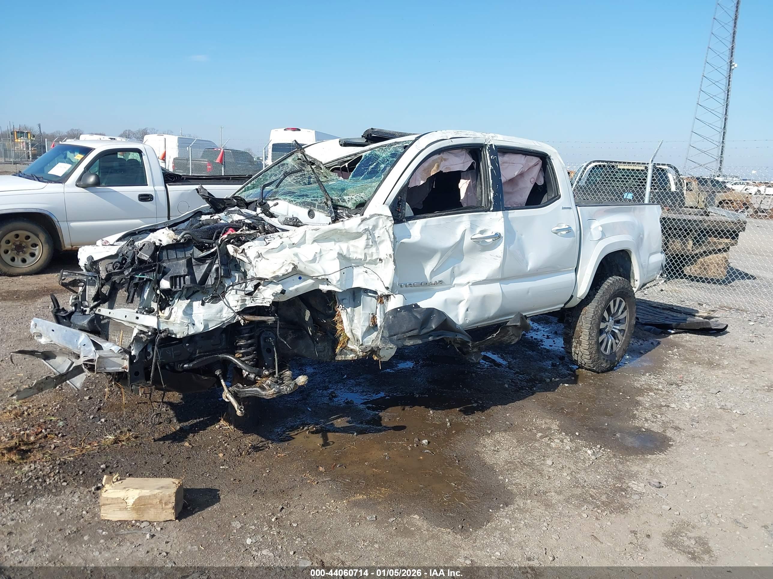 TOYOTA TACOMA image 2