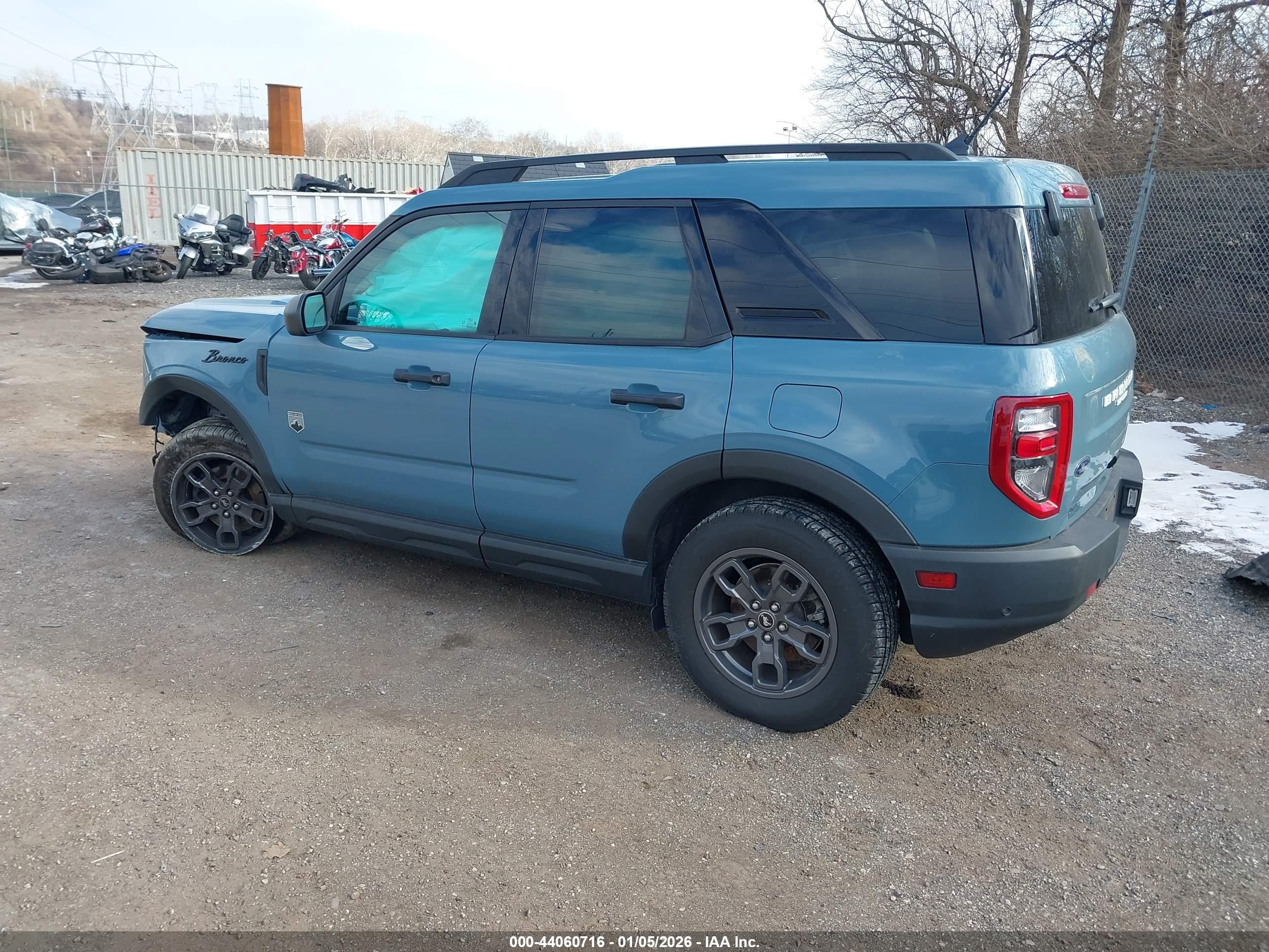 FORD BRONCO image 3
