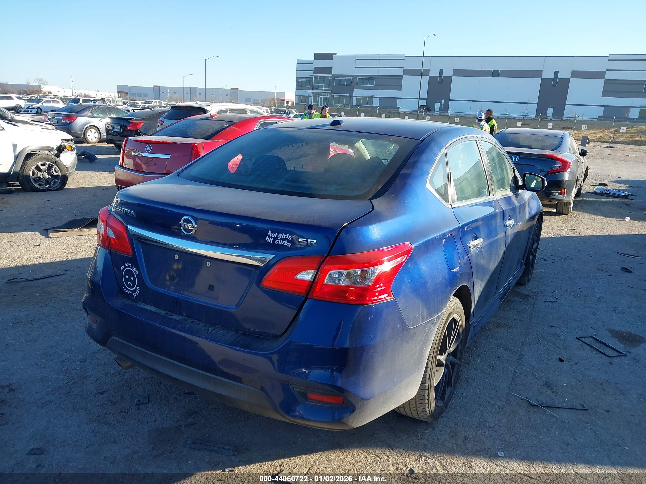 NISSAN SENTRA image 4