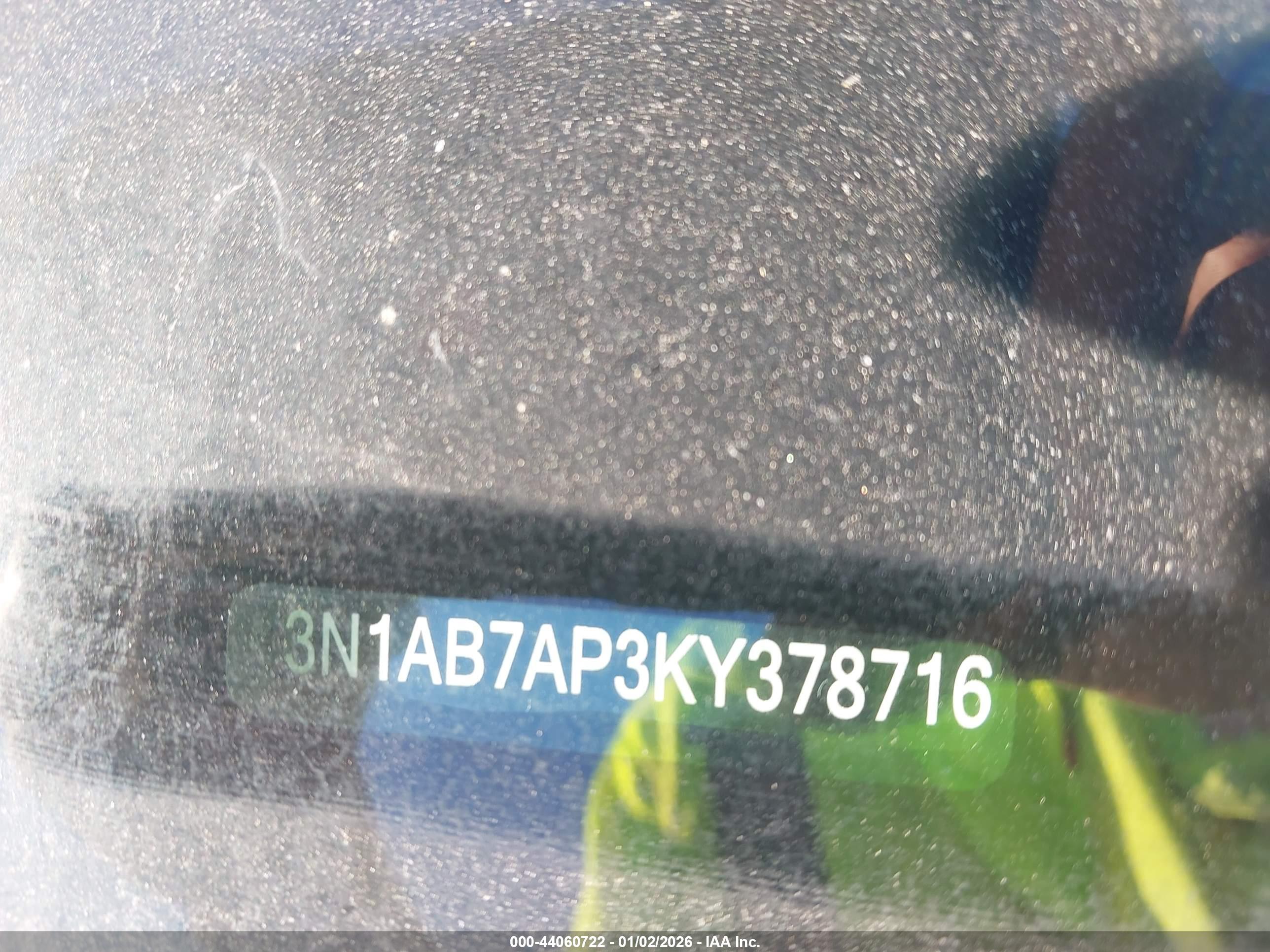 NISSAN SENTRA image 9