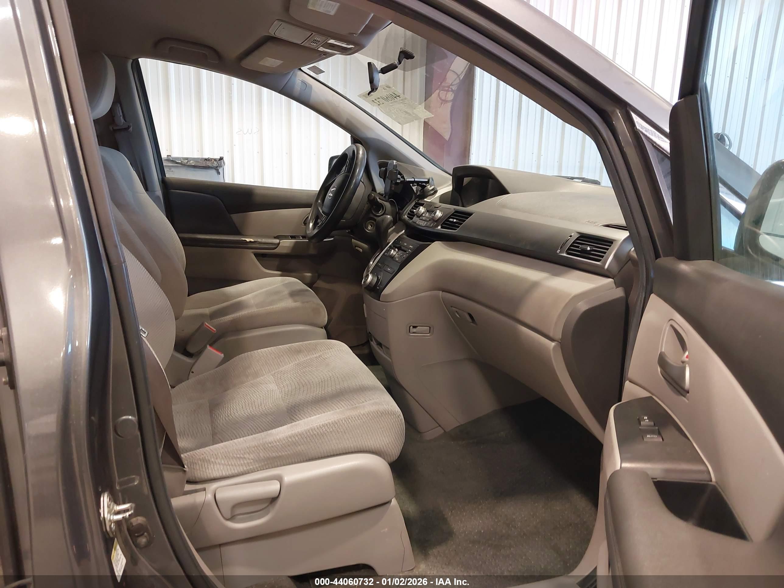 HONDA ODYSSEY image 5