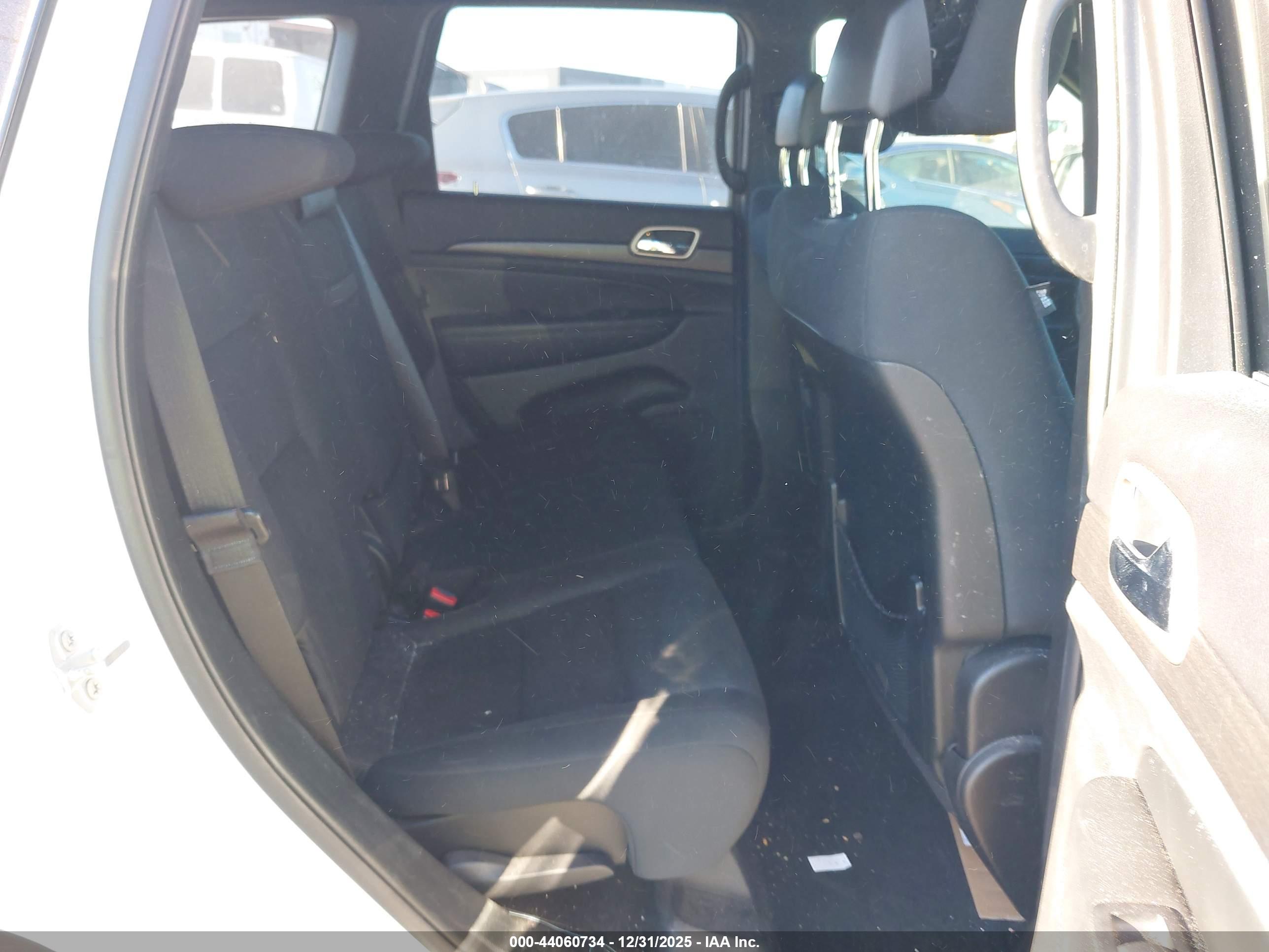 JEEP GRAND image 8