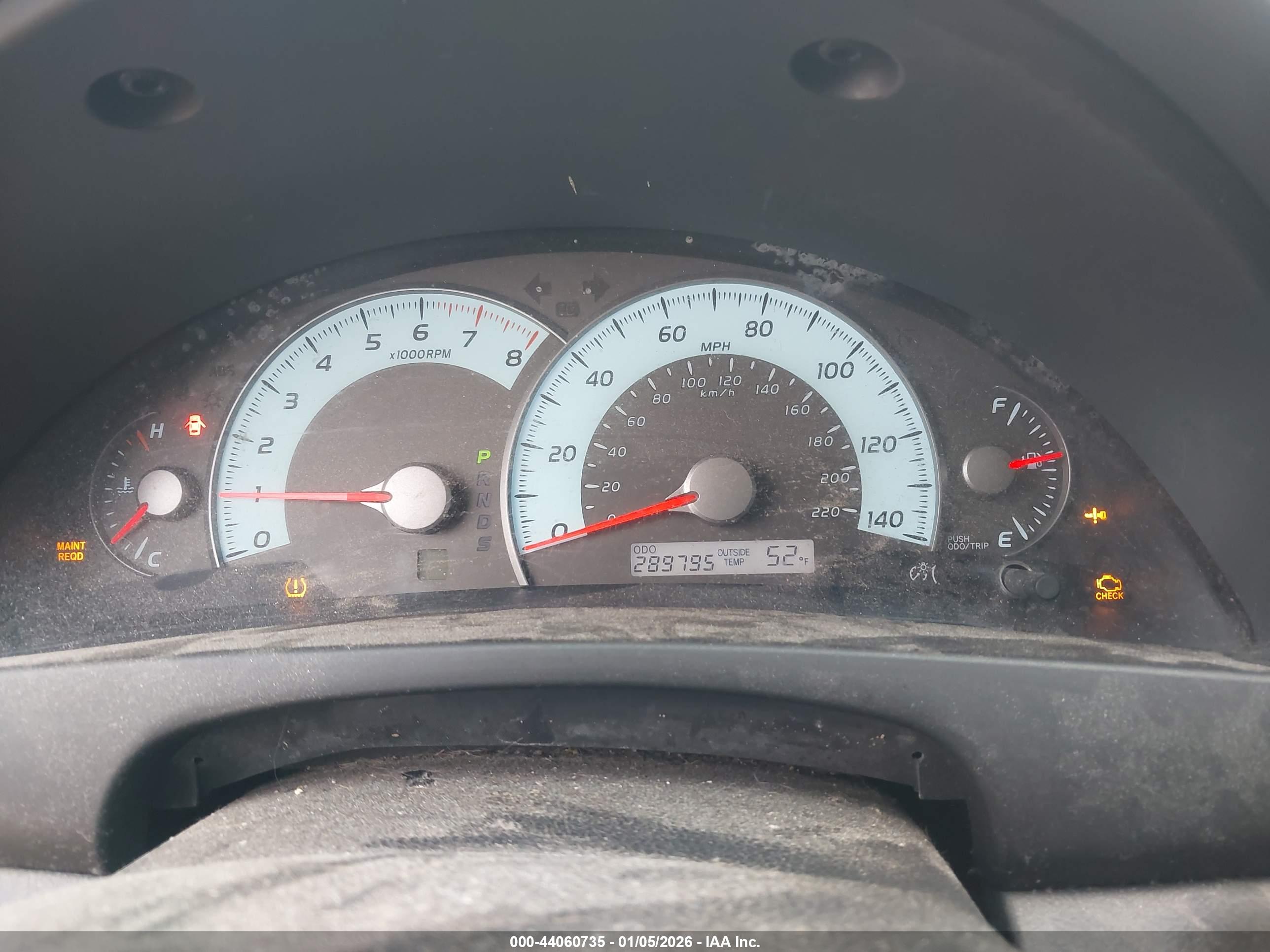 TOYOTA CAMRY image 7