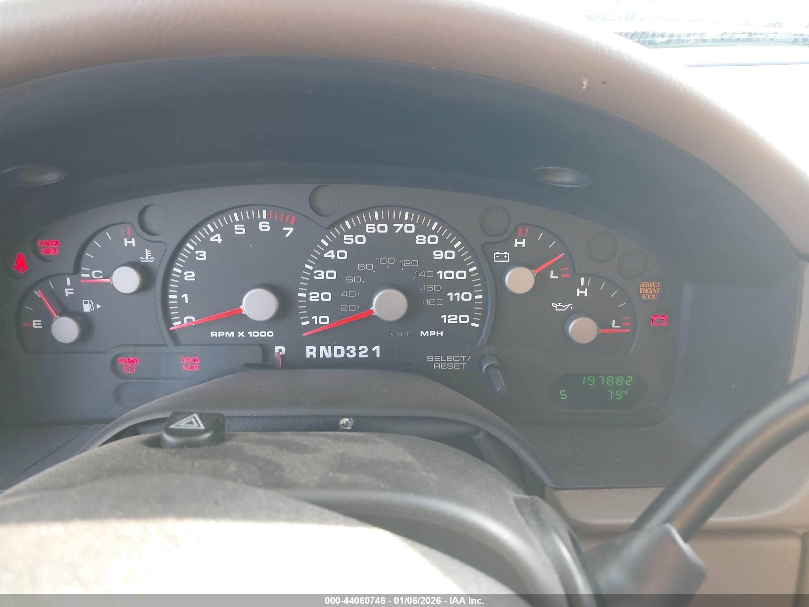 FORD EXPLORER image 7