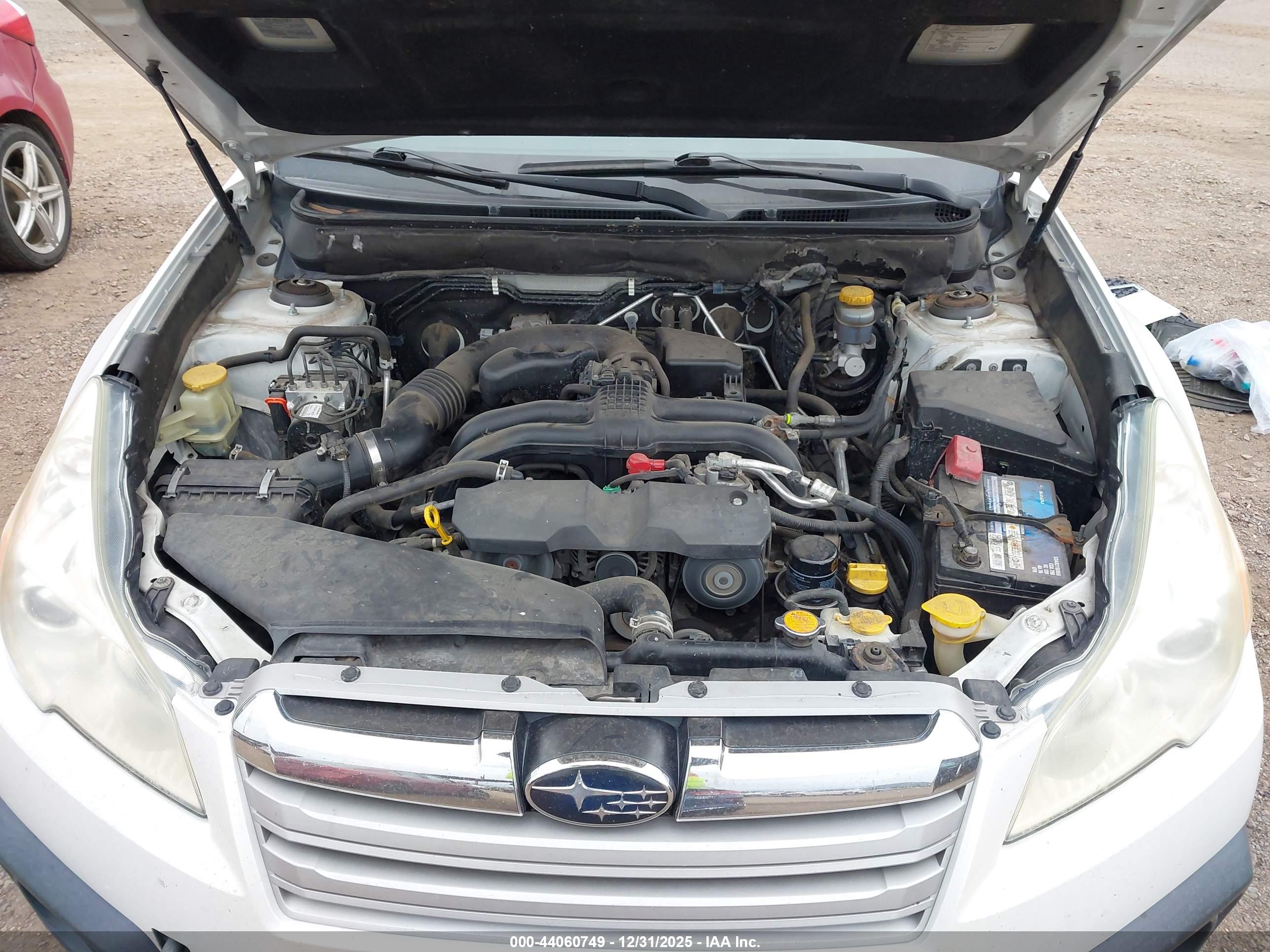 SUBARU OUTBACK image 10