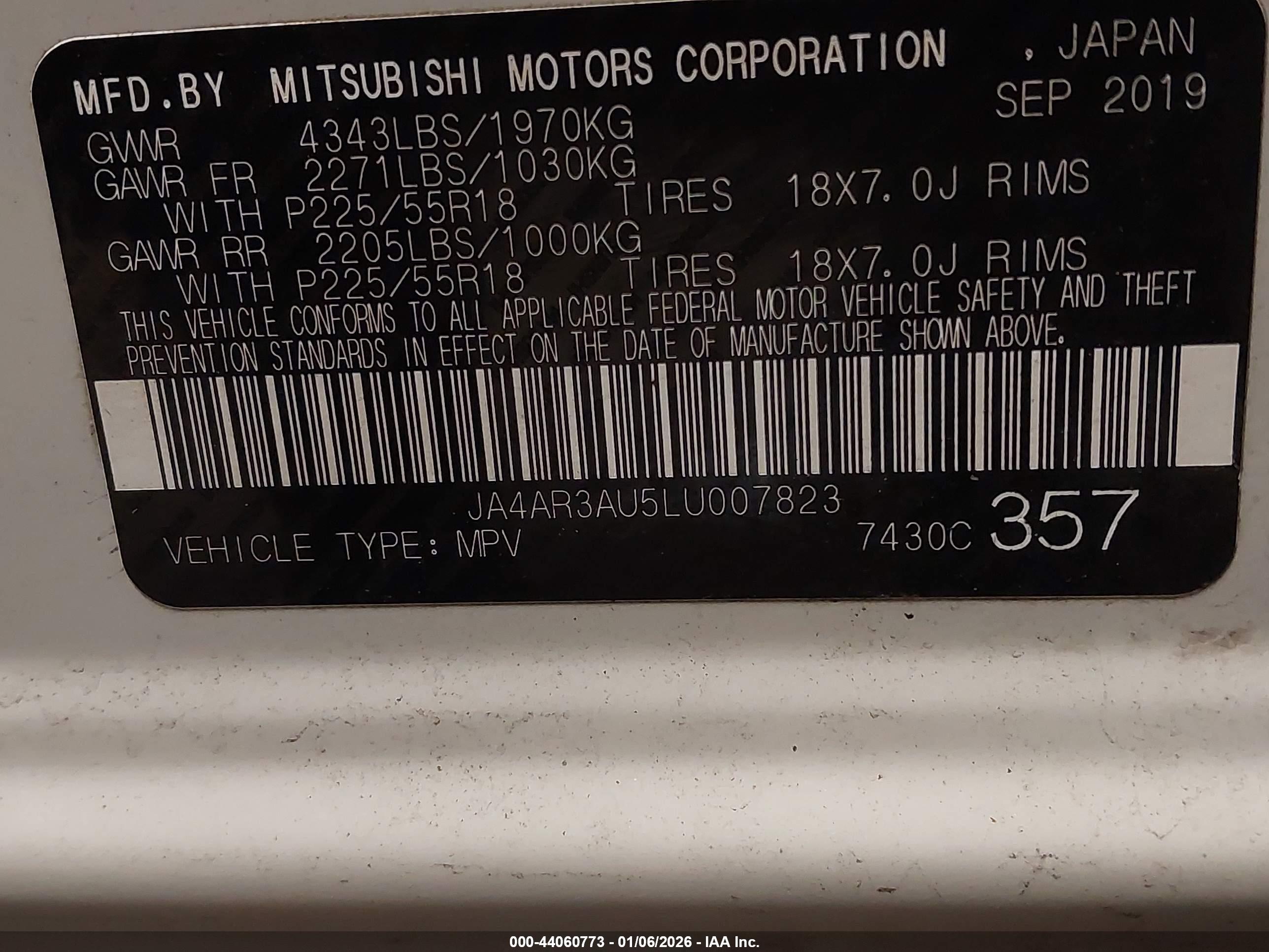 MITSUBISHI OUTLANDER image 9