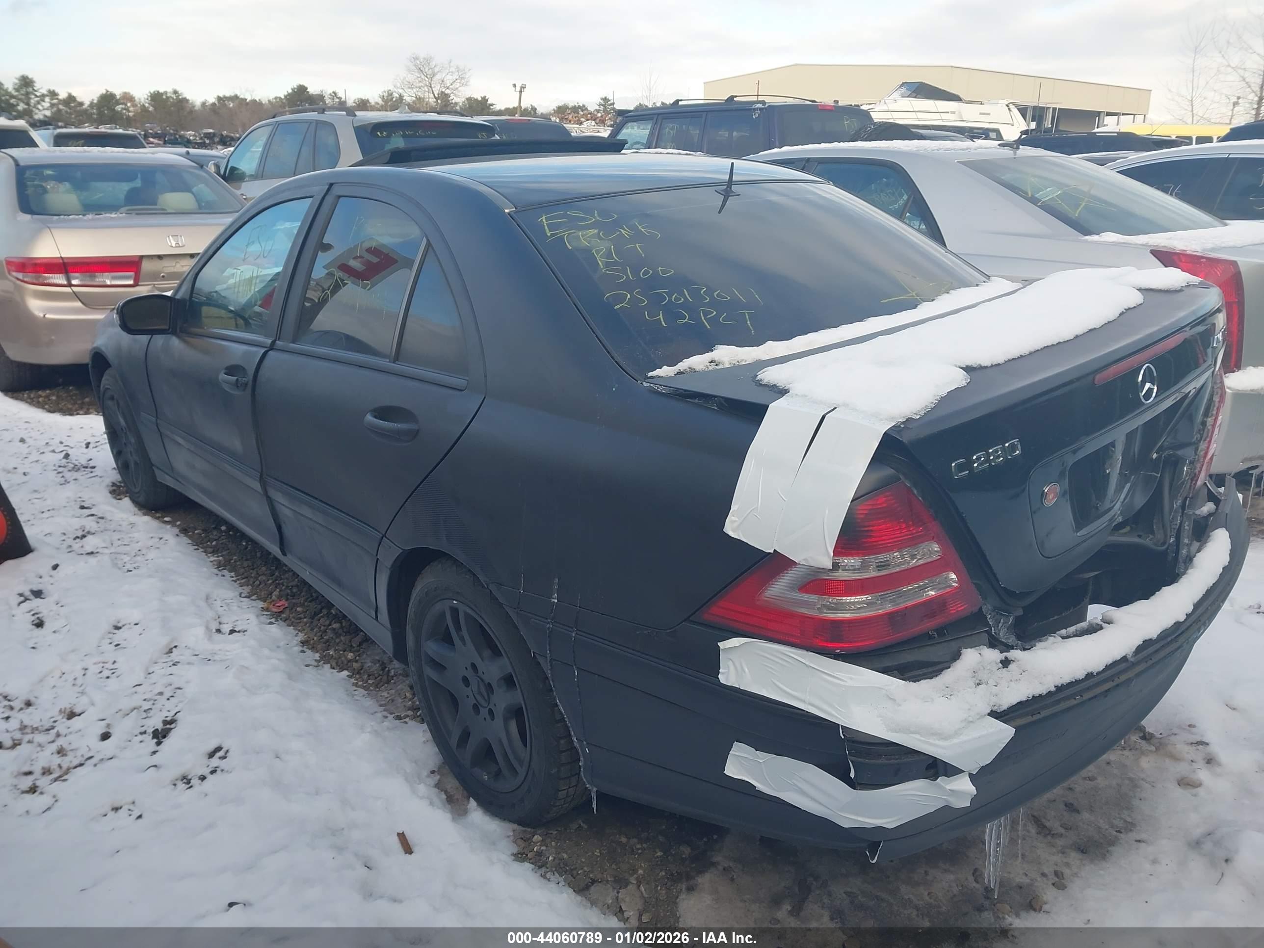 MERCEDES-BENZ C image 3