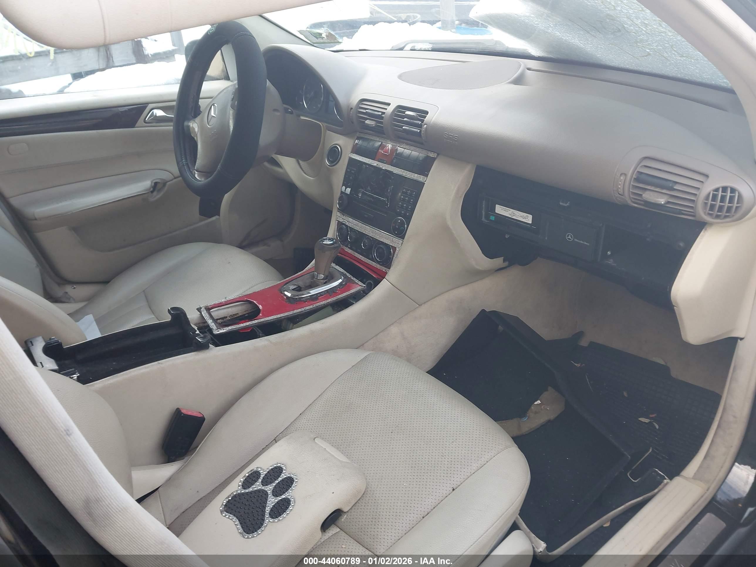 MERCEDES-BENZ C image 5