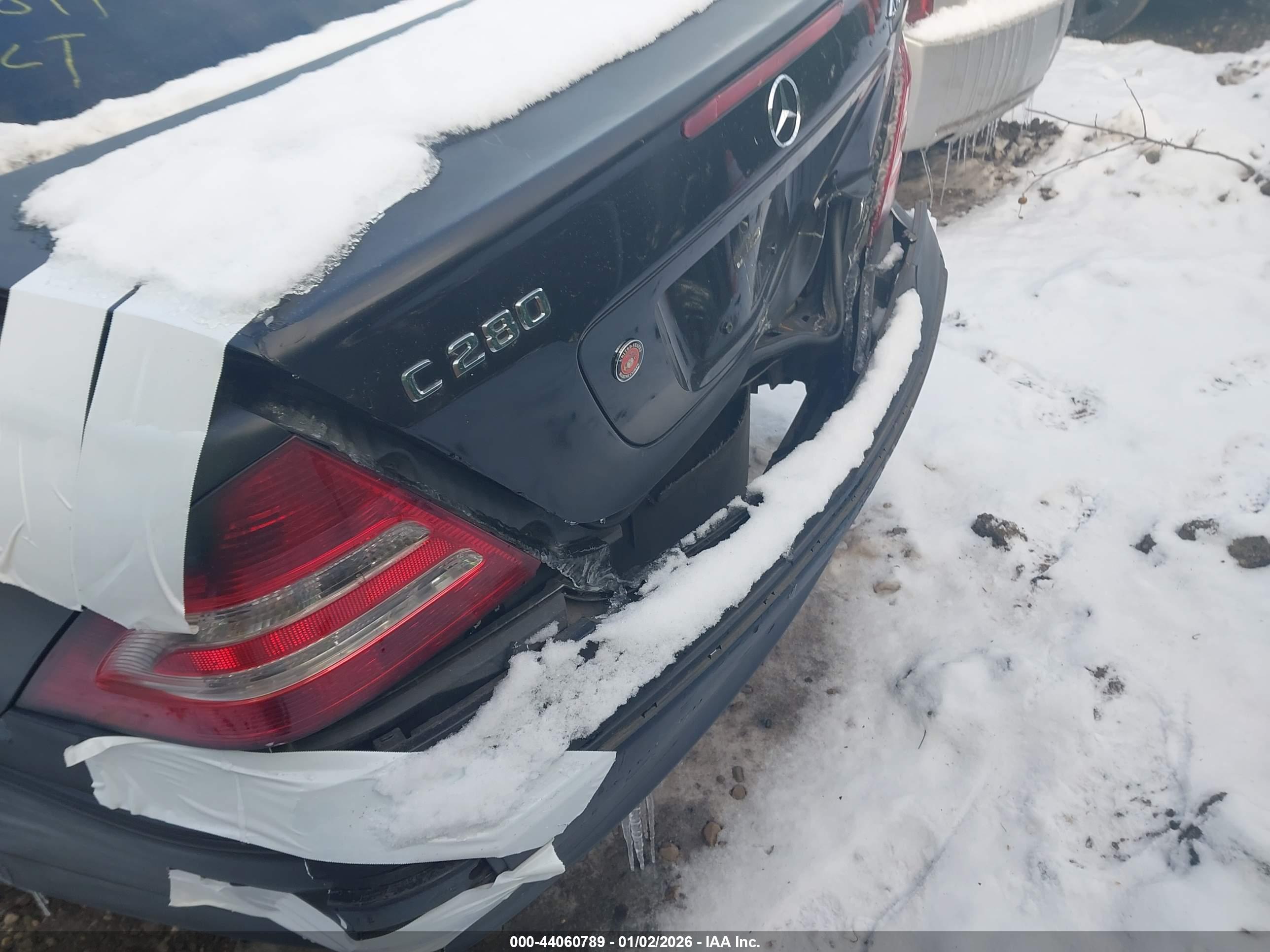 MERCEDES-BENZ C image 6