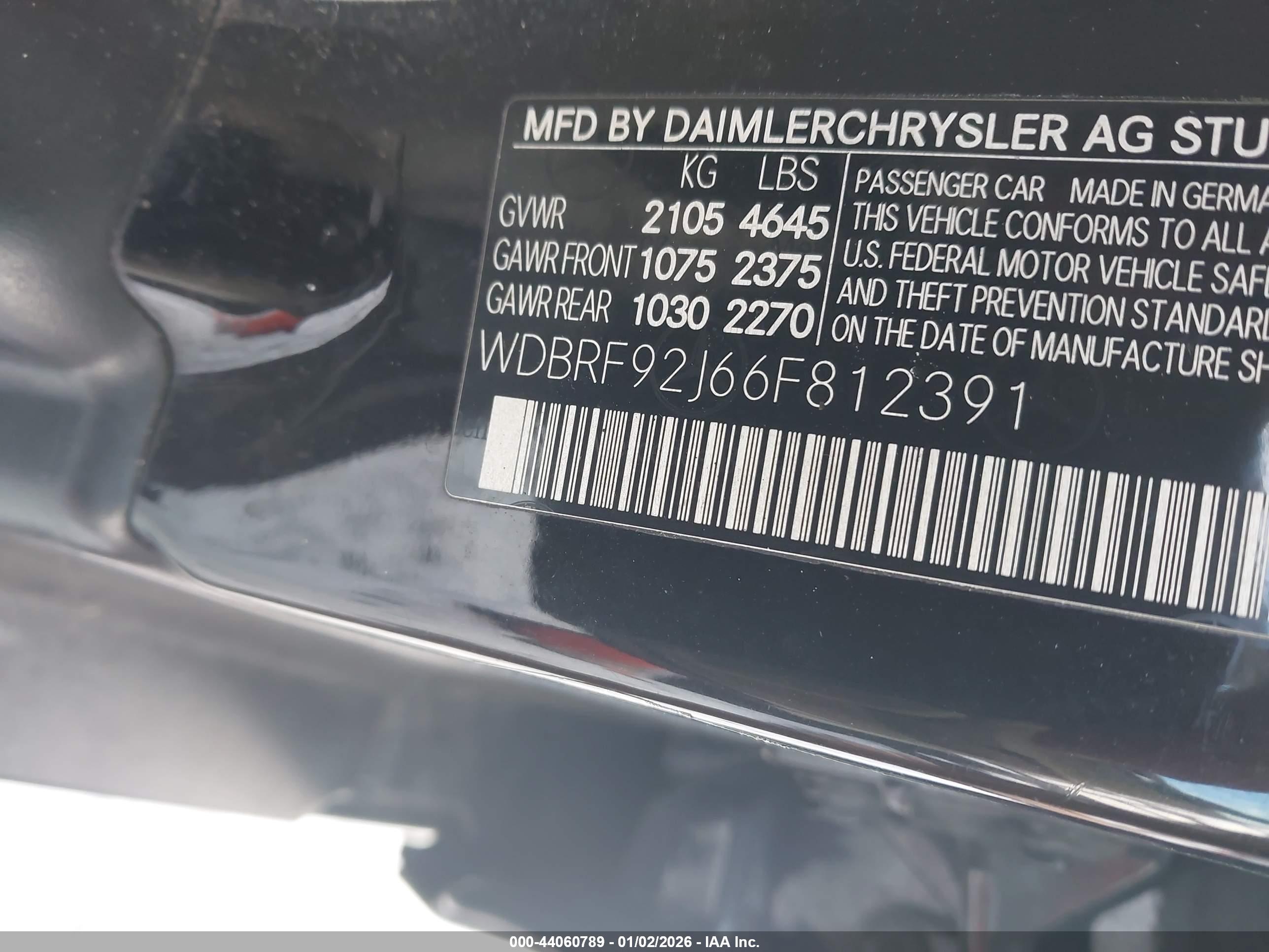 MERCEDES-BENZ C image 9